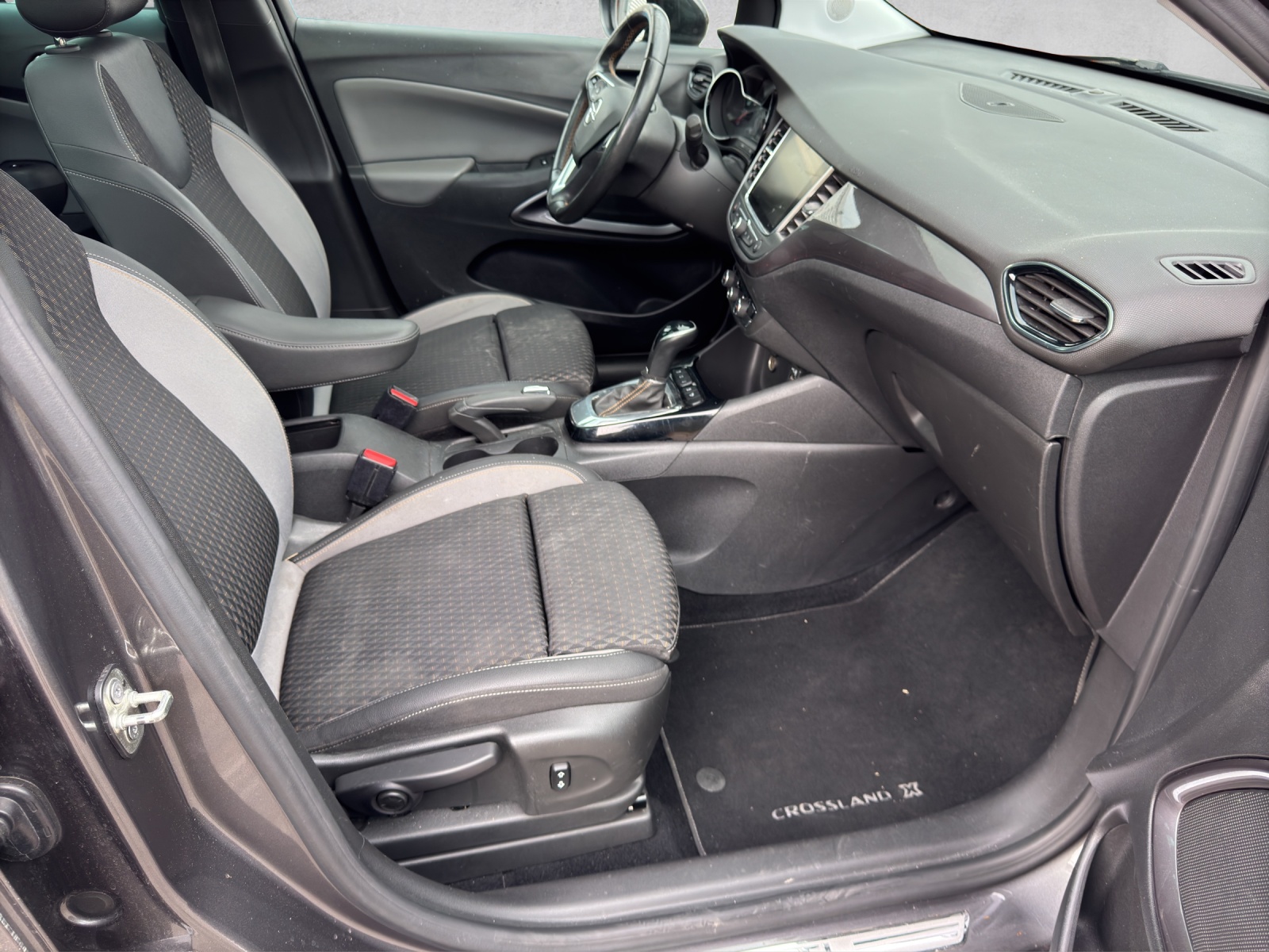 OPEL Crossland X 1.2i Ultimate Automatik-image-16