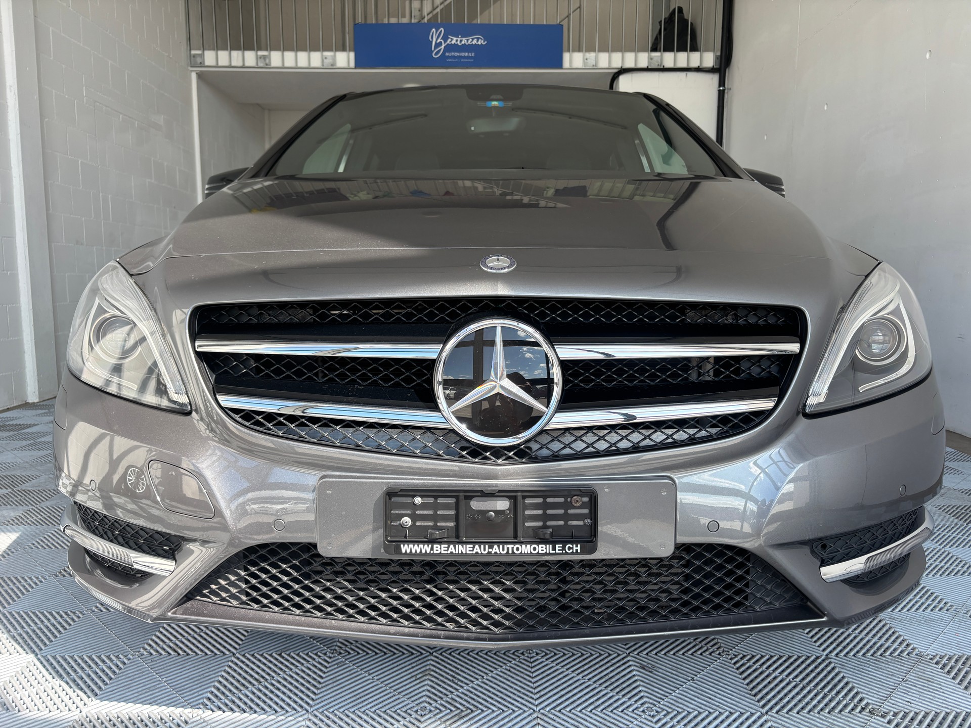 MERCEDES-BENZ B 220 4Matic 7G-DCT-image-1