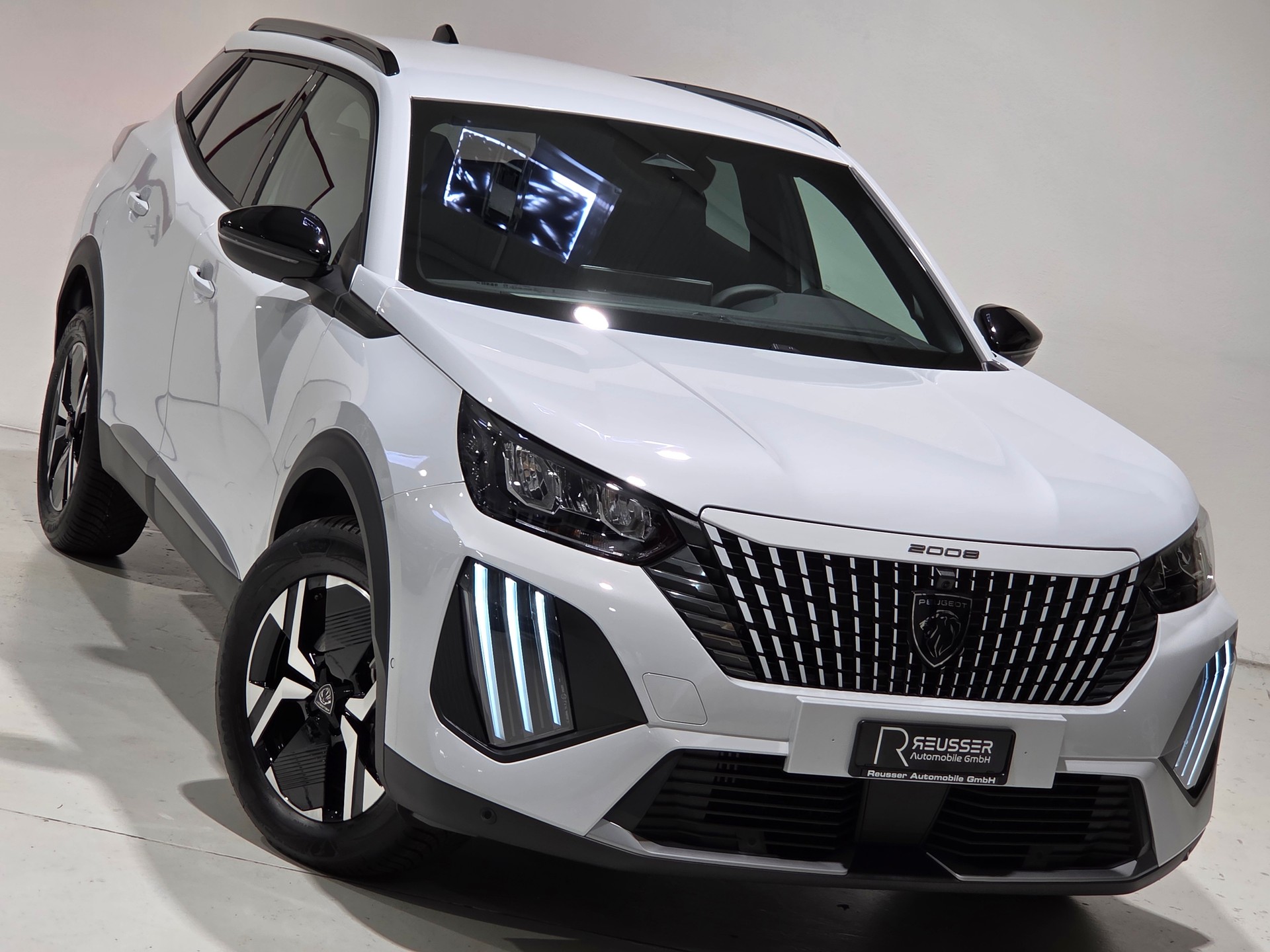PEUGEOT 2008 1.2 145 MHEV Allure Premium, Werksgarantie bis 07.2029 / 100'000Km-image-26