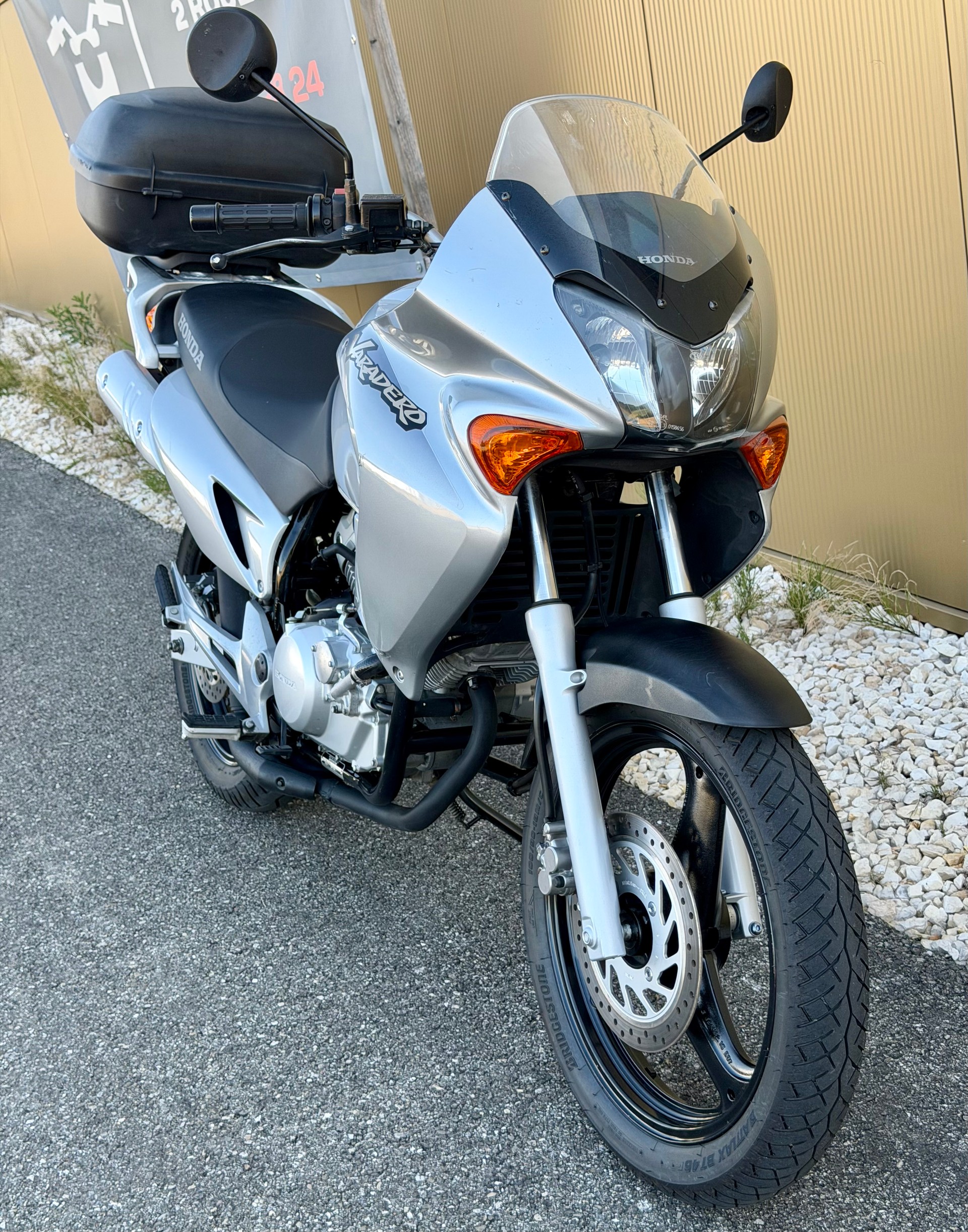 HONDA XL 125 V Varadero-image-0