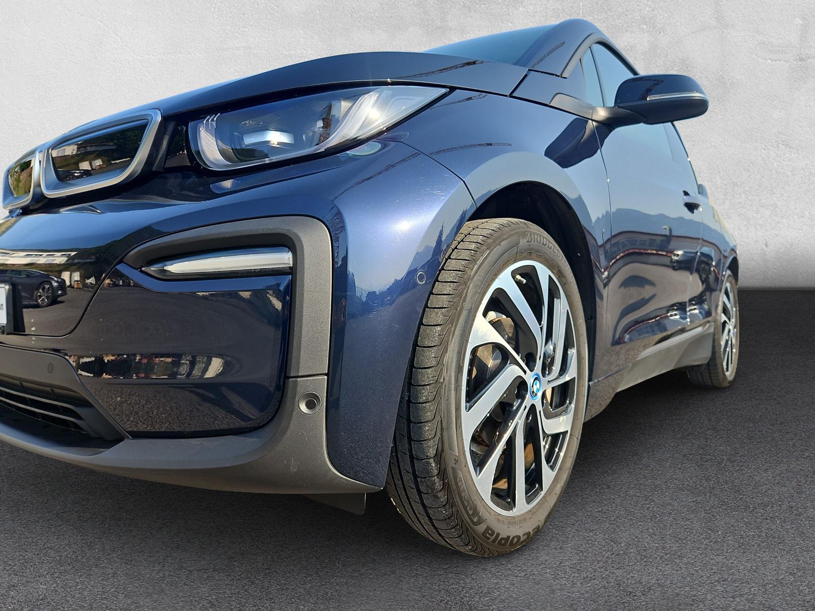 BMW i3 120 Ah i01 (CH)-image-8