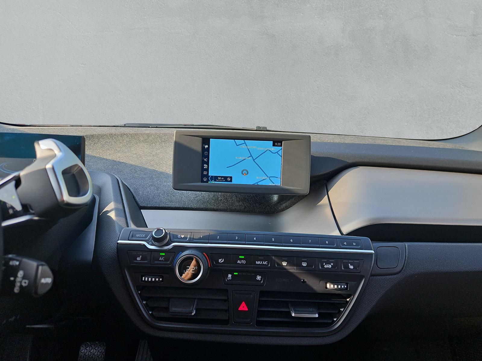 BMW i3 120 Ah i01 (CH)-image-18