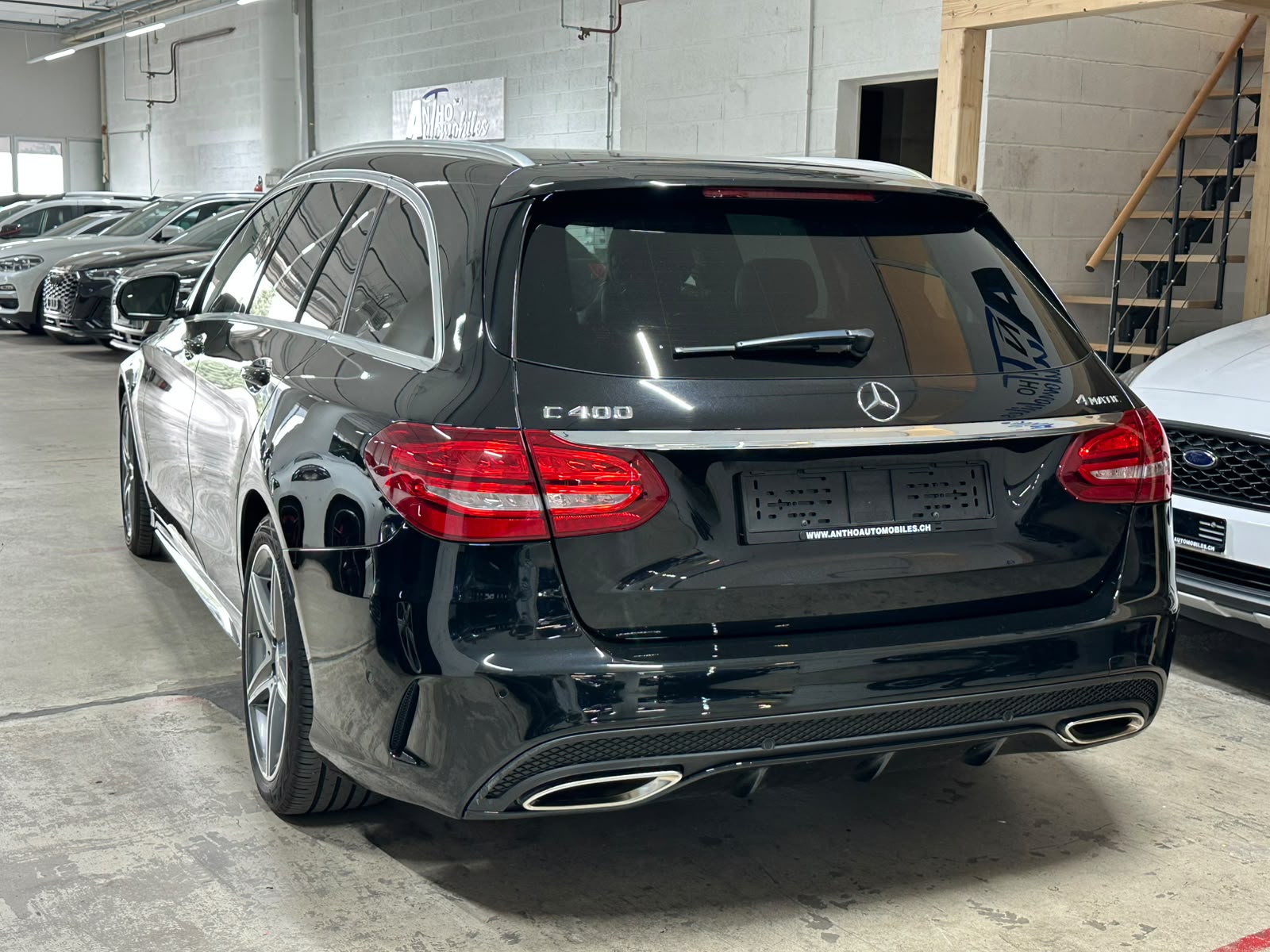 MERCEDES-BENZ C 400 AMG Line 4Matic 7G-Tronic-image-3