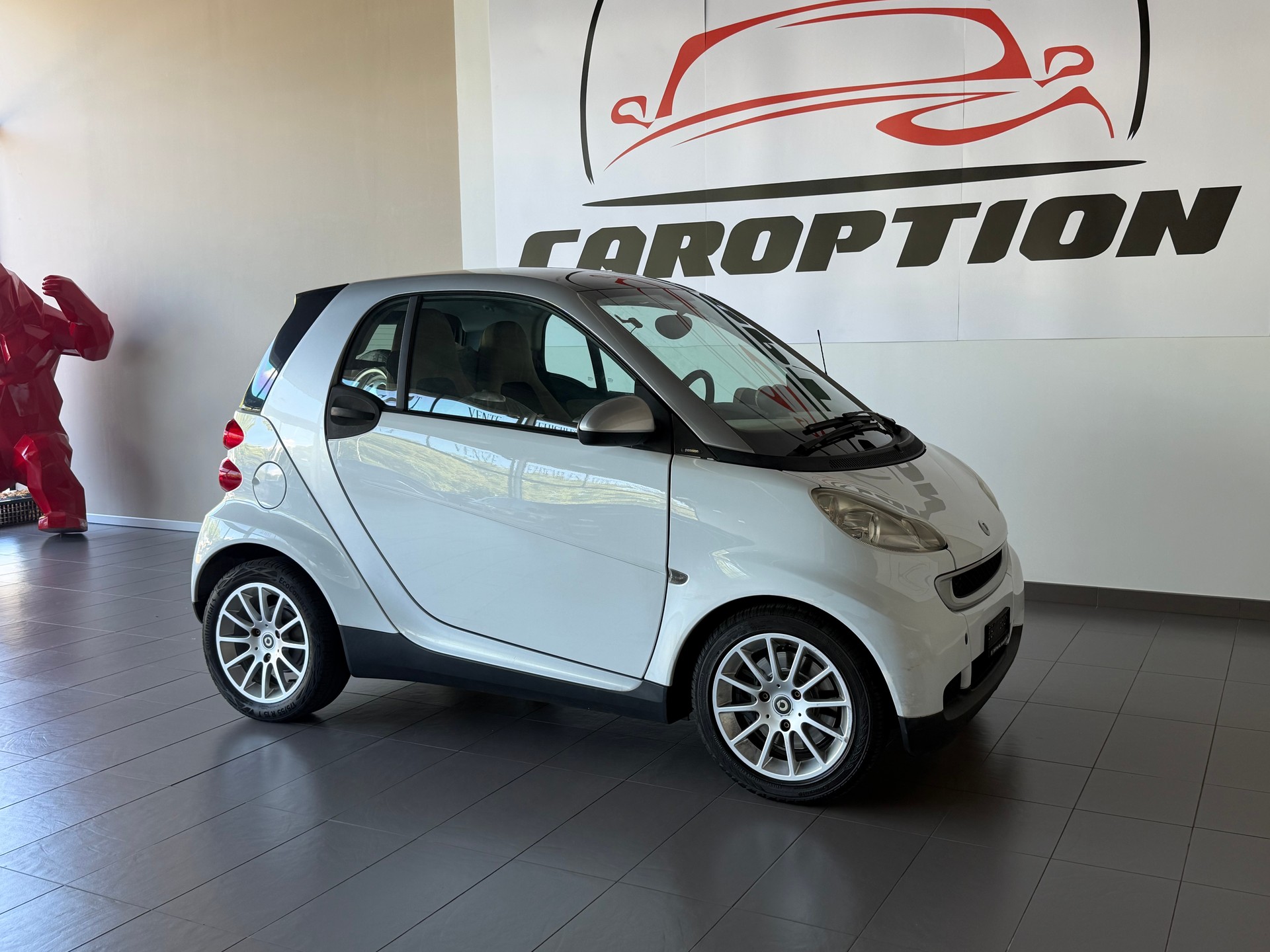 SMART fortwo pure softouch-showroom-element-1