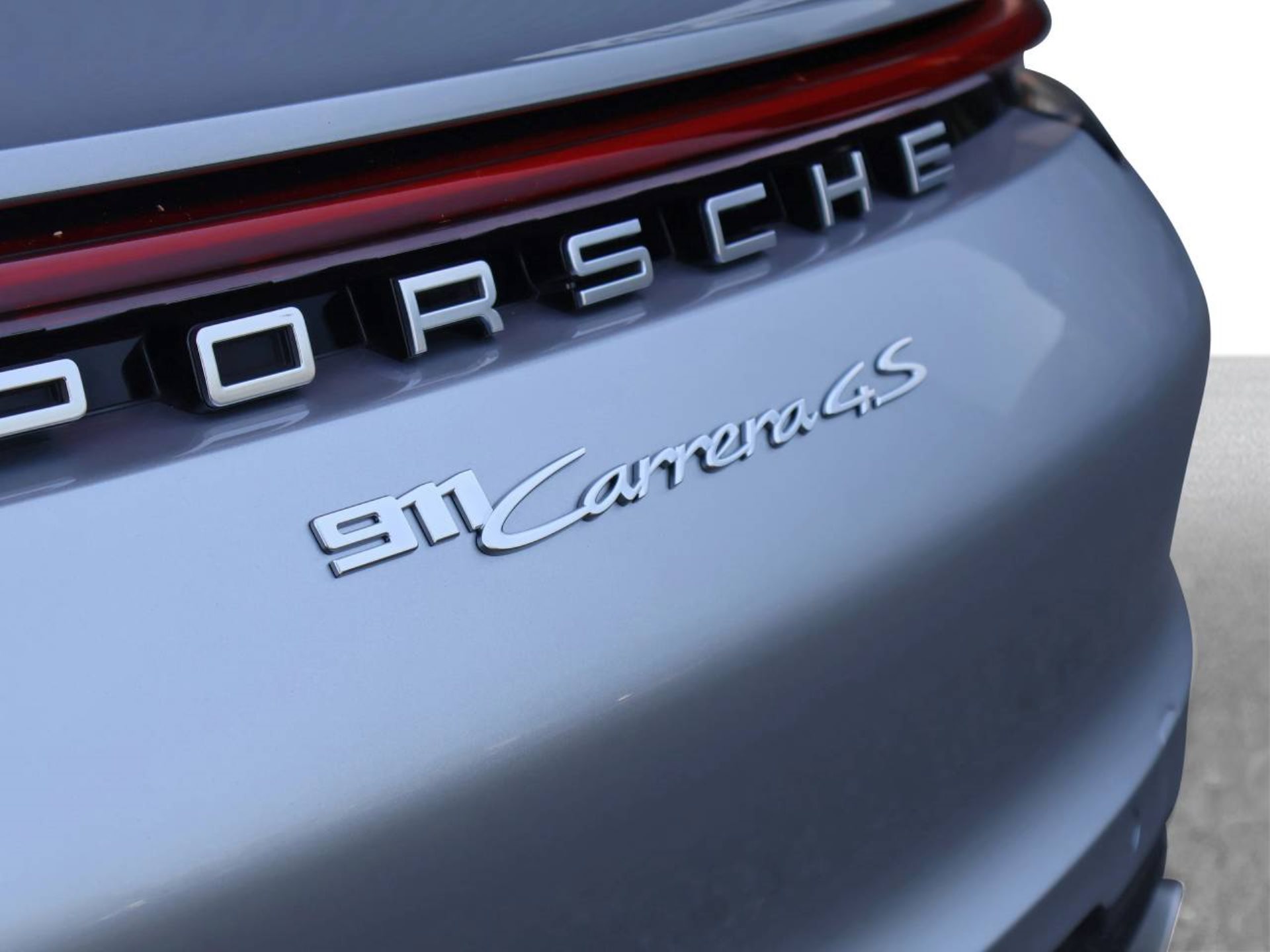 PORSCHE 911 Carrera 4S-image-29