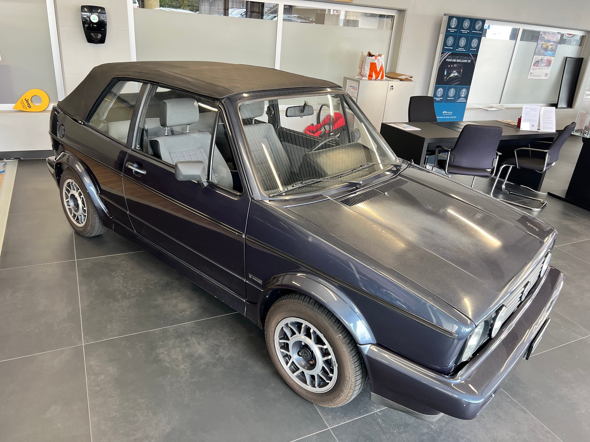 VW Golf 1800 (GL)-image-12