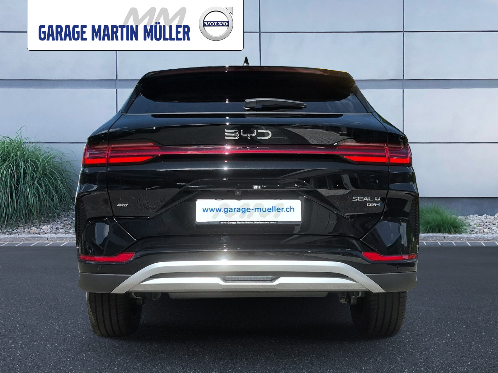 BYD Seal U DM-i Design AWD-showroom-element-3