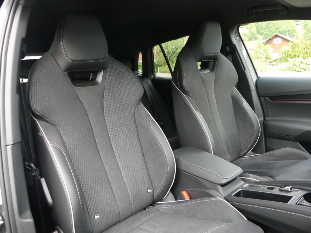 SKODA Elroq 85 Sportline-image-10