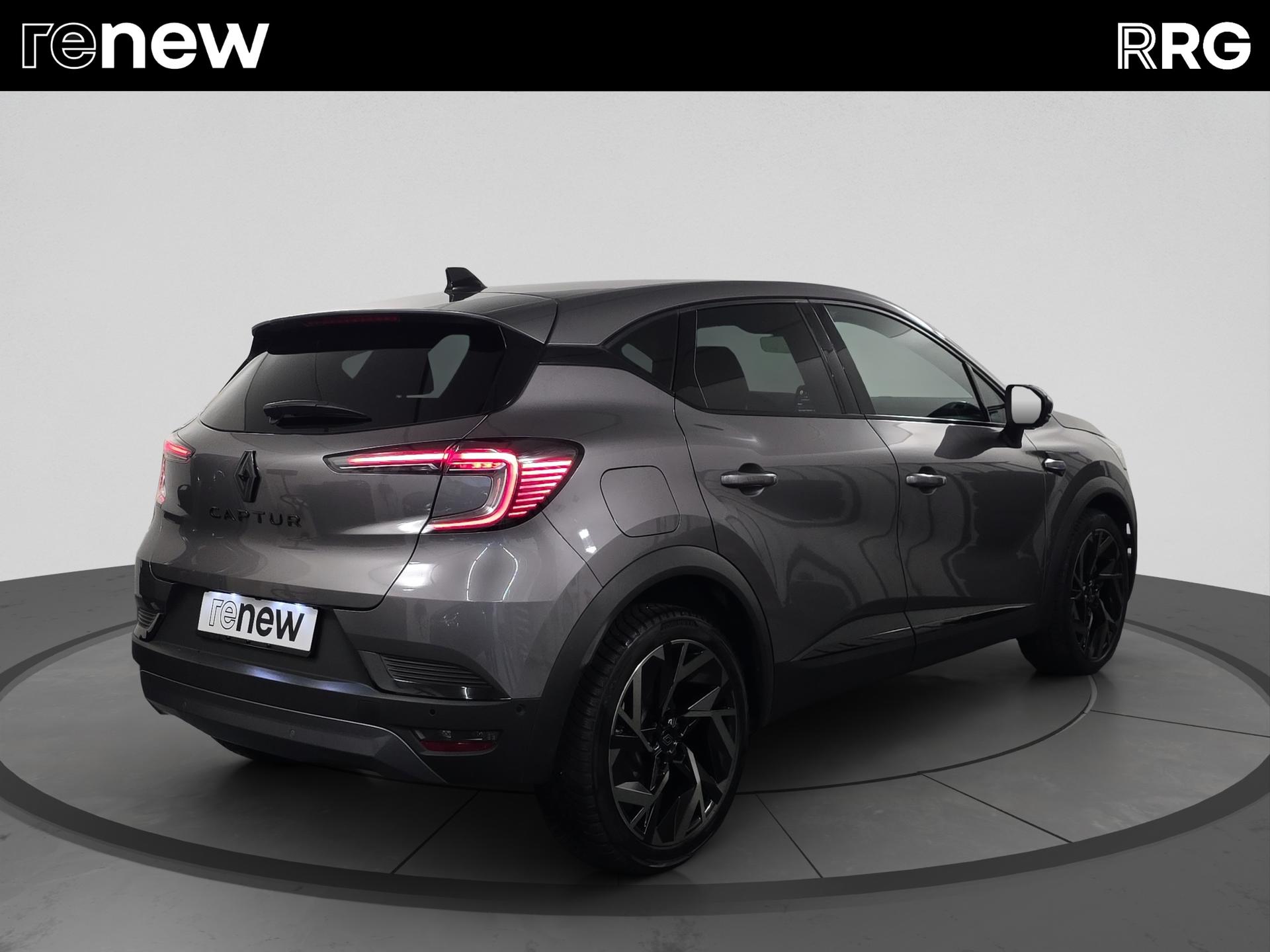 RENAULT Captur 1.3 TCe Esprit Alpine EDC-showroom-element-2