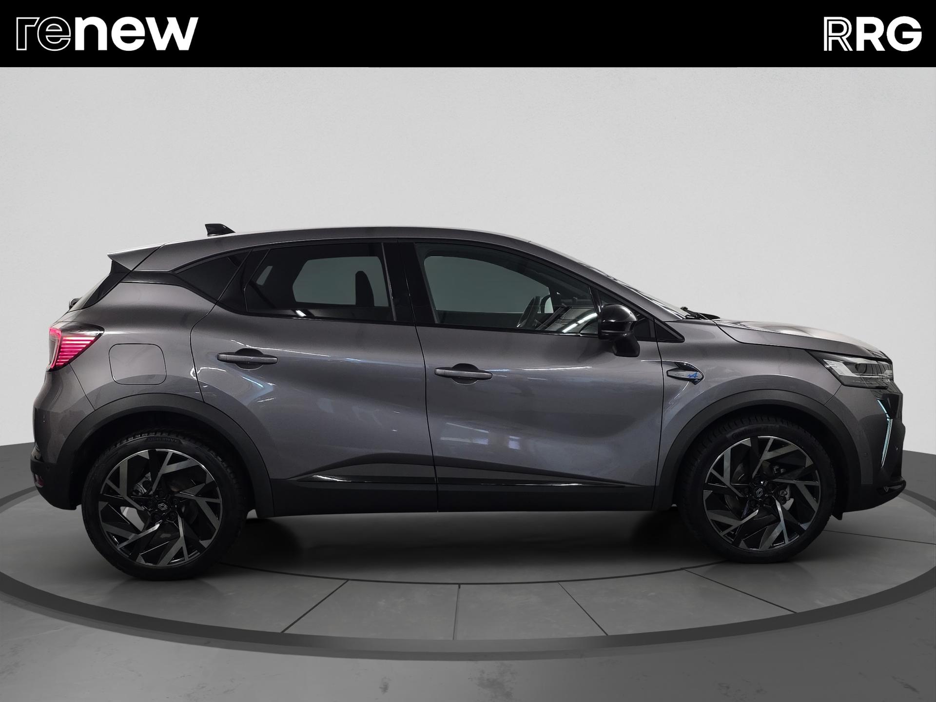 RENAULT Captur 1.3 TCe Esprit Alpine EDC-showroom-element-1