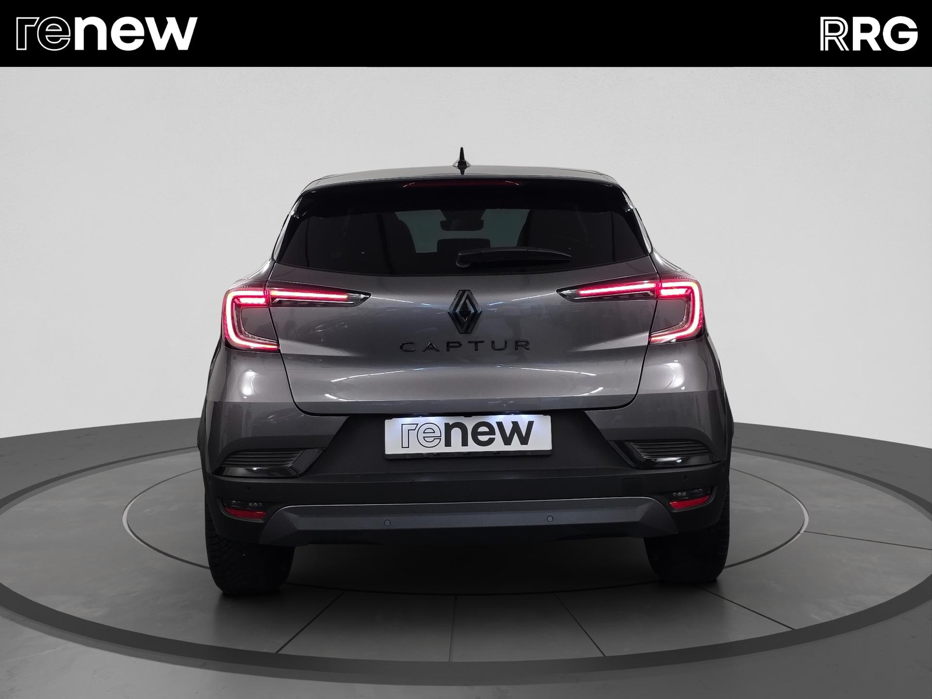 RENAULT Captur 1.3 TCe Esprit Alpine EDC-showroom-element-3