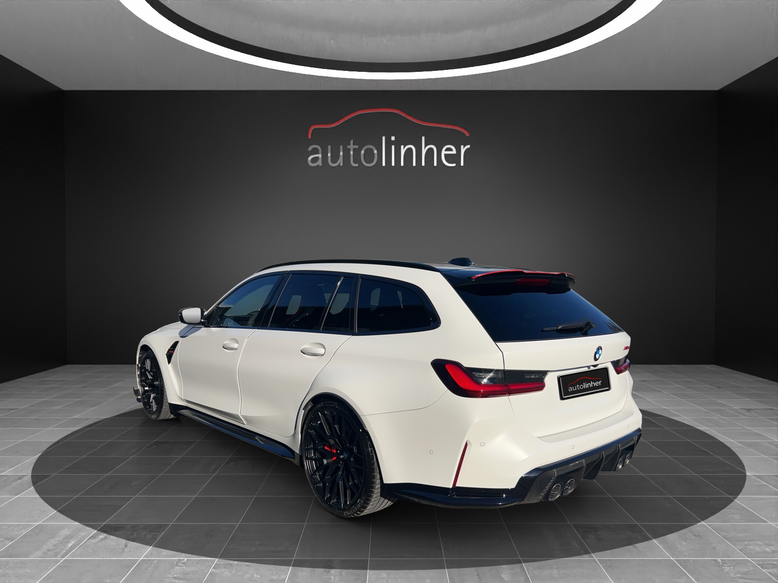 BMW M3 CS Touring xDrive-showroom-element-2