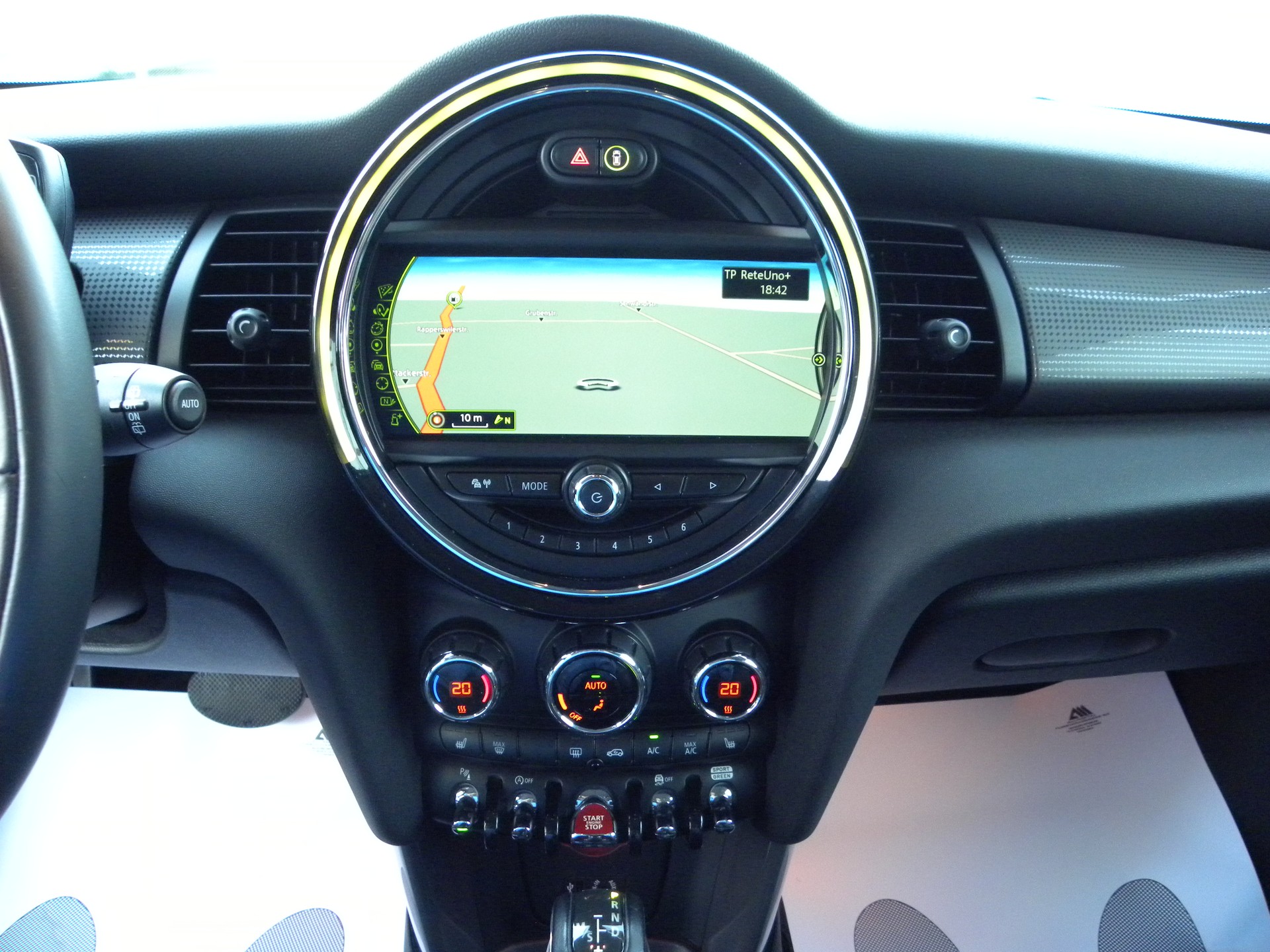 MINI Cooper Hyde Park Steptronic-image-10