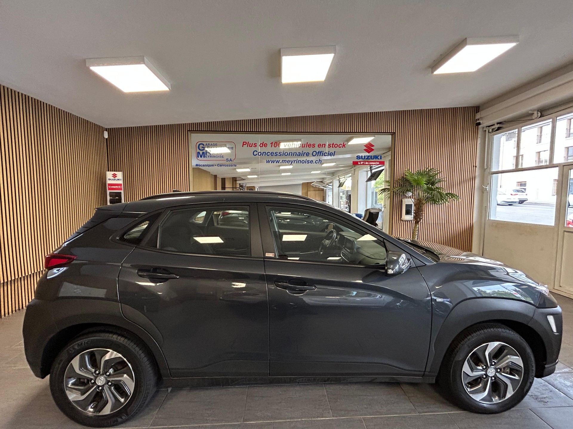 HYUNDAI Kona 1.6 GDi Hybrid Amplia