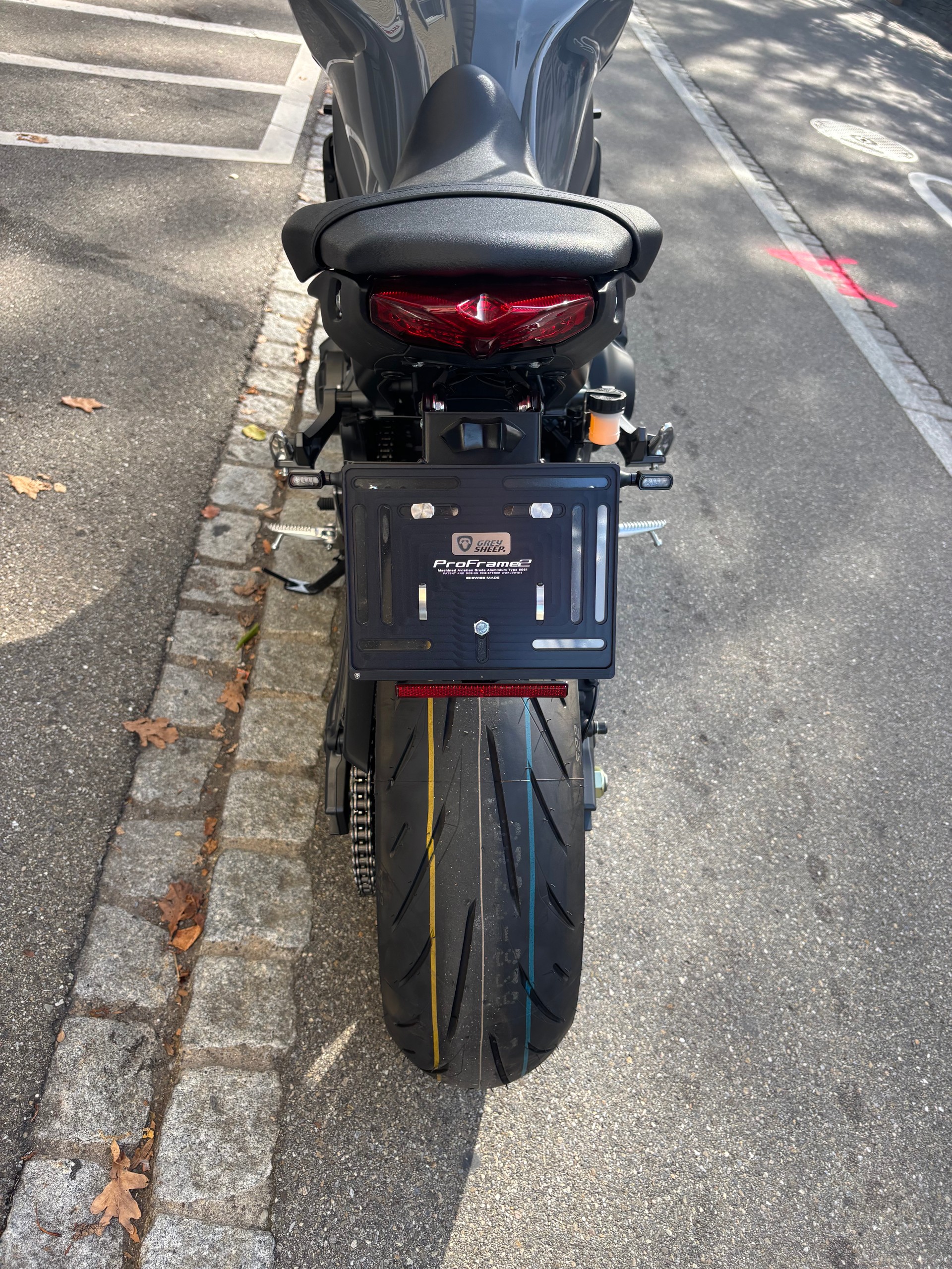 YAMAHA MT-09 Dark Edition-image-7