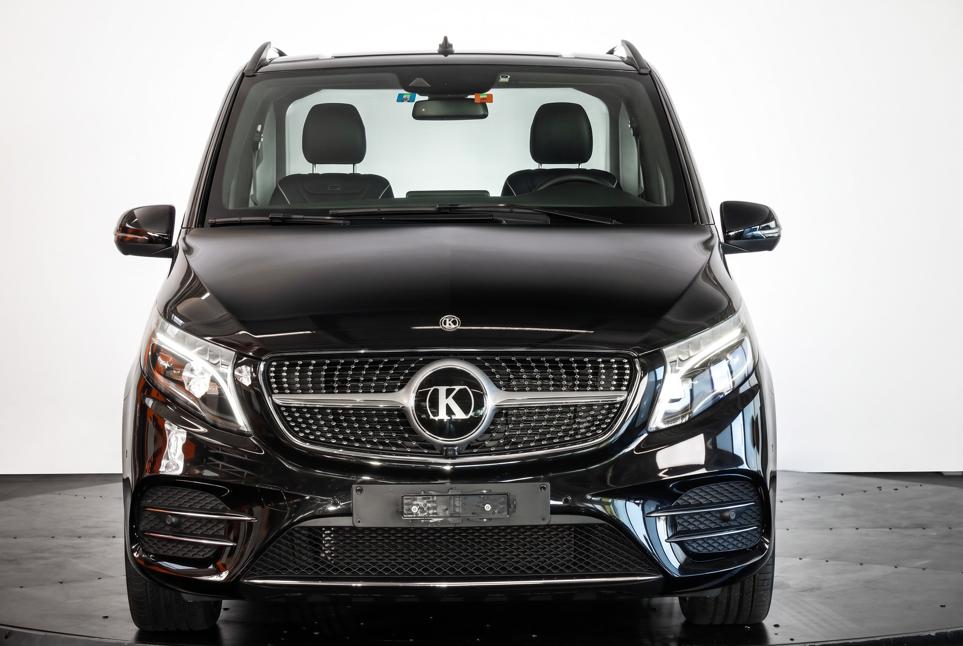 MERCEDES-BENZ Klassen V-VIP V 300 d extralang 4Matic • Smart-TV •-showroom-element-1