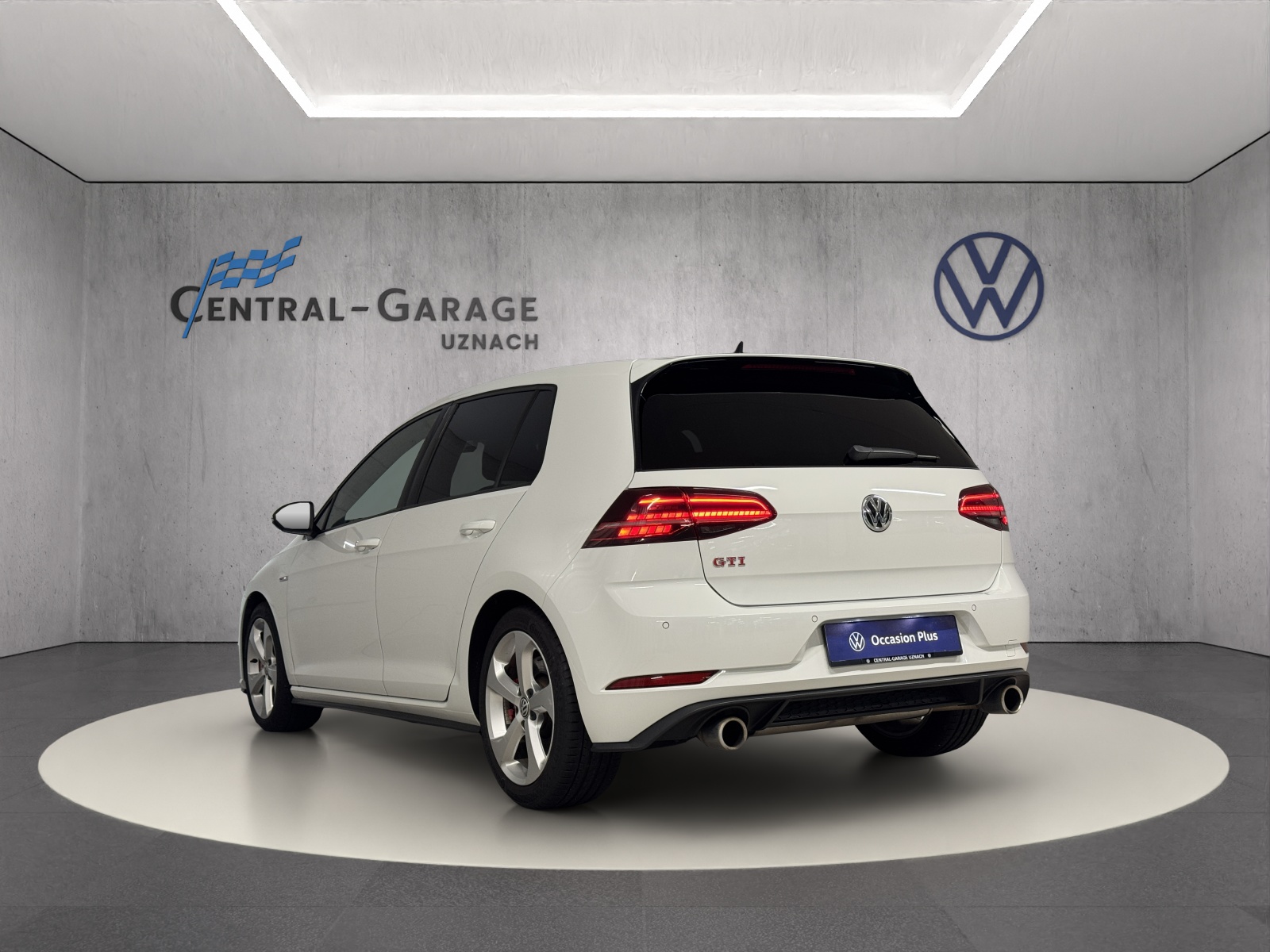 VW Golf 2.0 TSI GTI Performance DSG-showroom-element-2