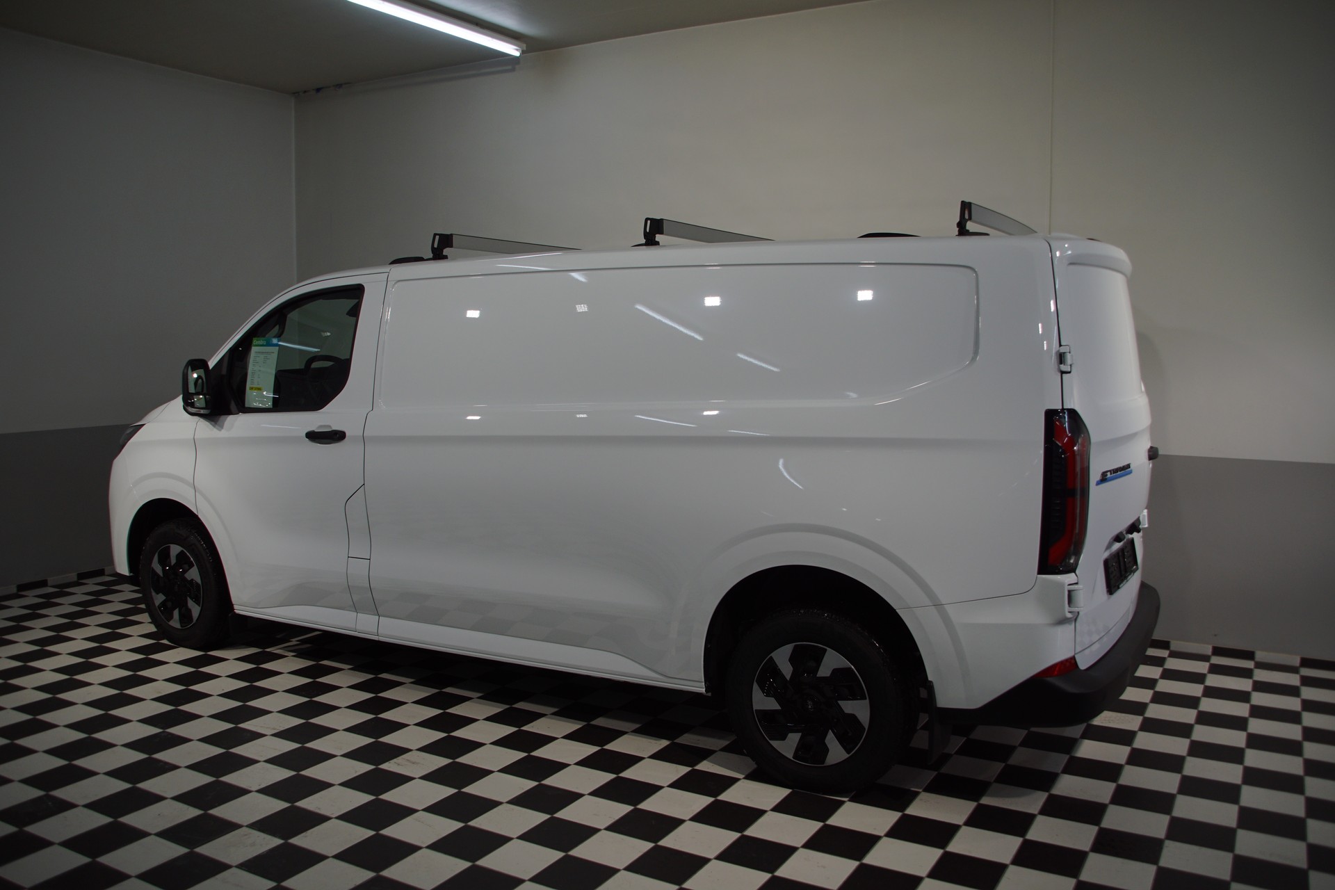FORD Transit Custom Van 340 L2 H1 Trend-image-10