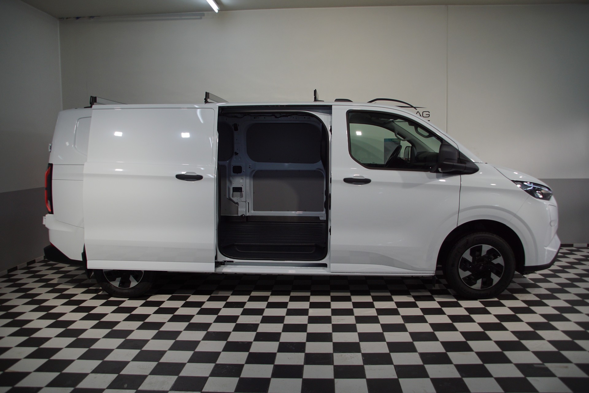 FORD Transit Custom Van 340 L2 H1 Trend-image-6