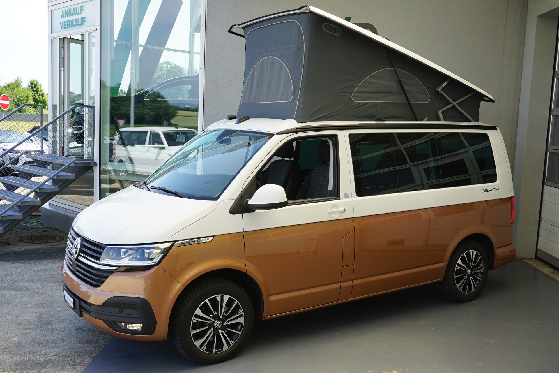 VW T6.1 California 150PS TDI Beach Liberty Spirit Automat mit Miniküche und Abstandsregeltempomat-image-8
