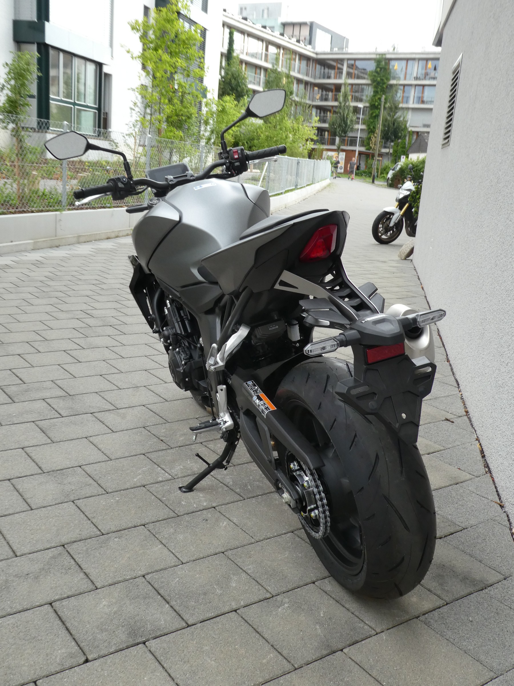 HONDA CB 1000 Hornet-image-6