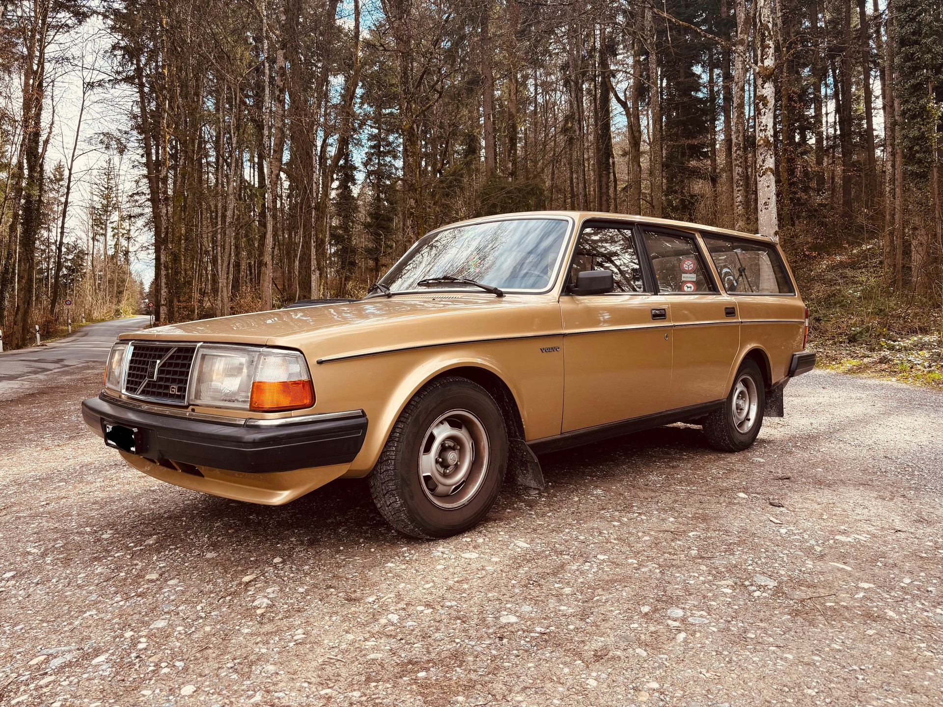 VOLVO 240 2.3 GL-image-1