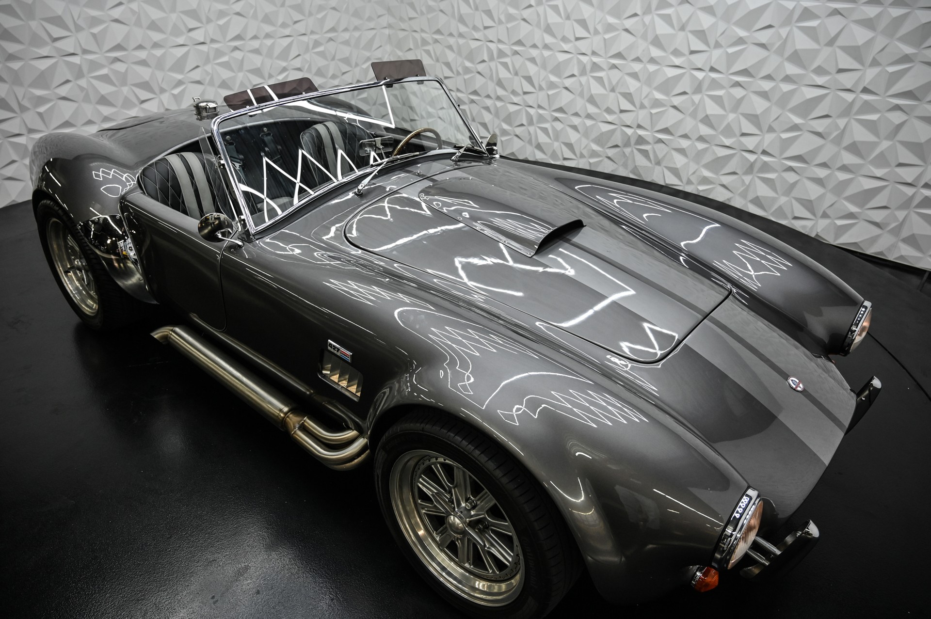 HS Cobra V8 427-image-28