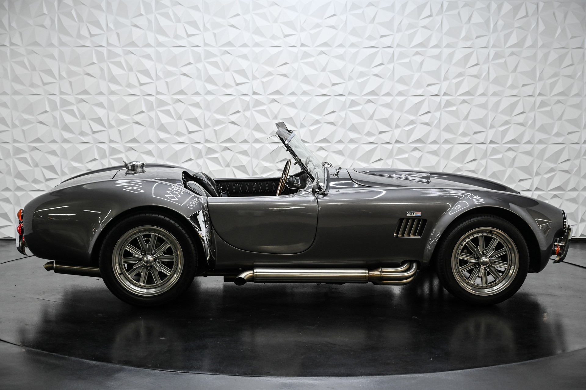 HS Cobra V8 427-image-10