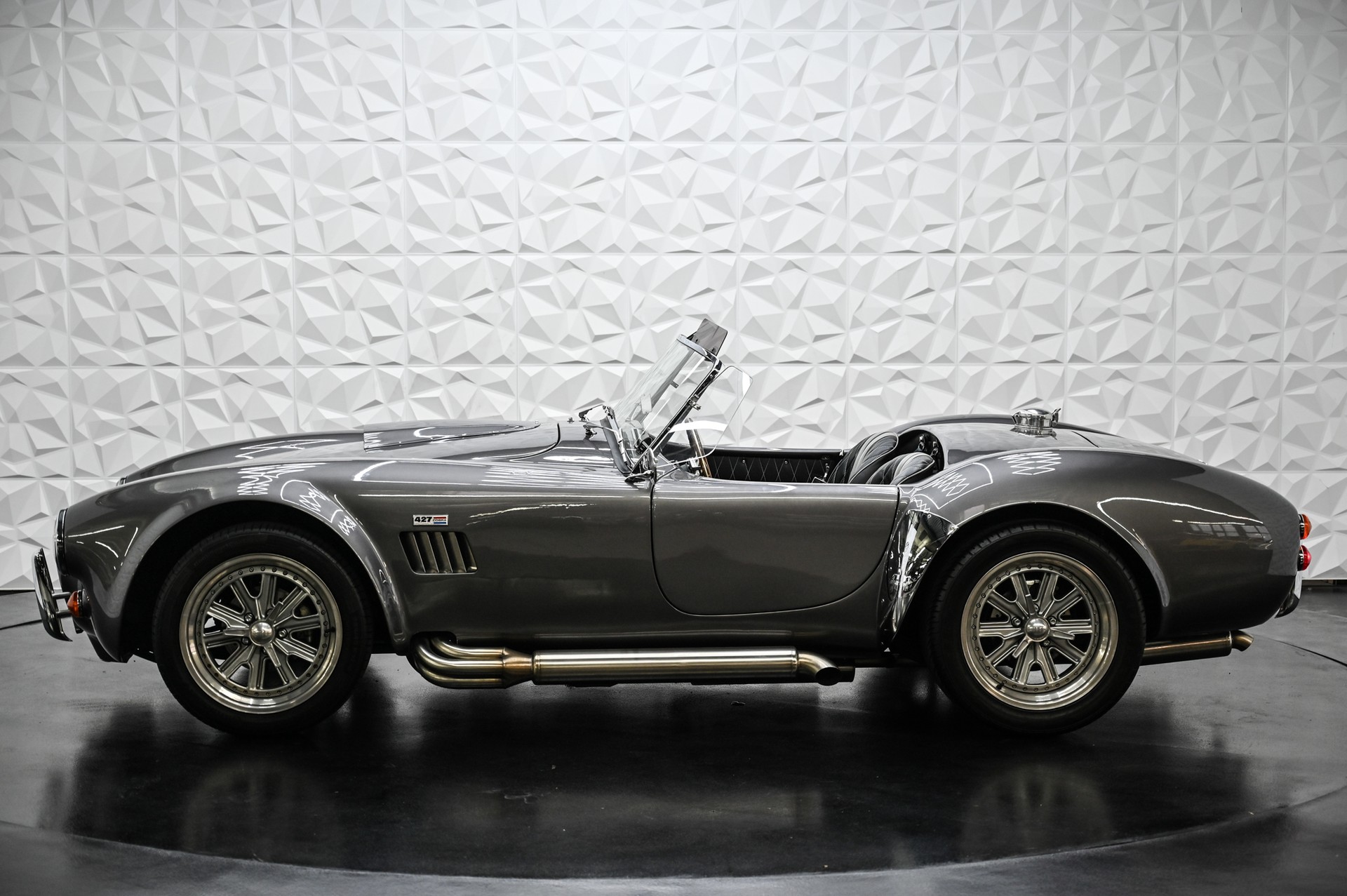 HS Cobra V8 427-image-4