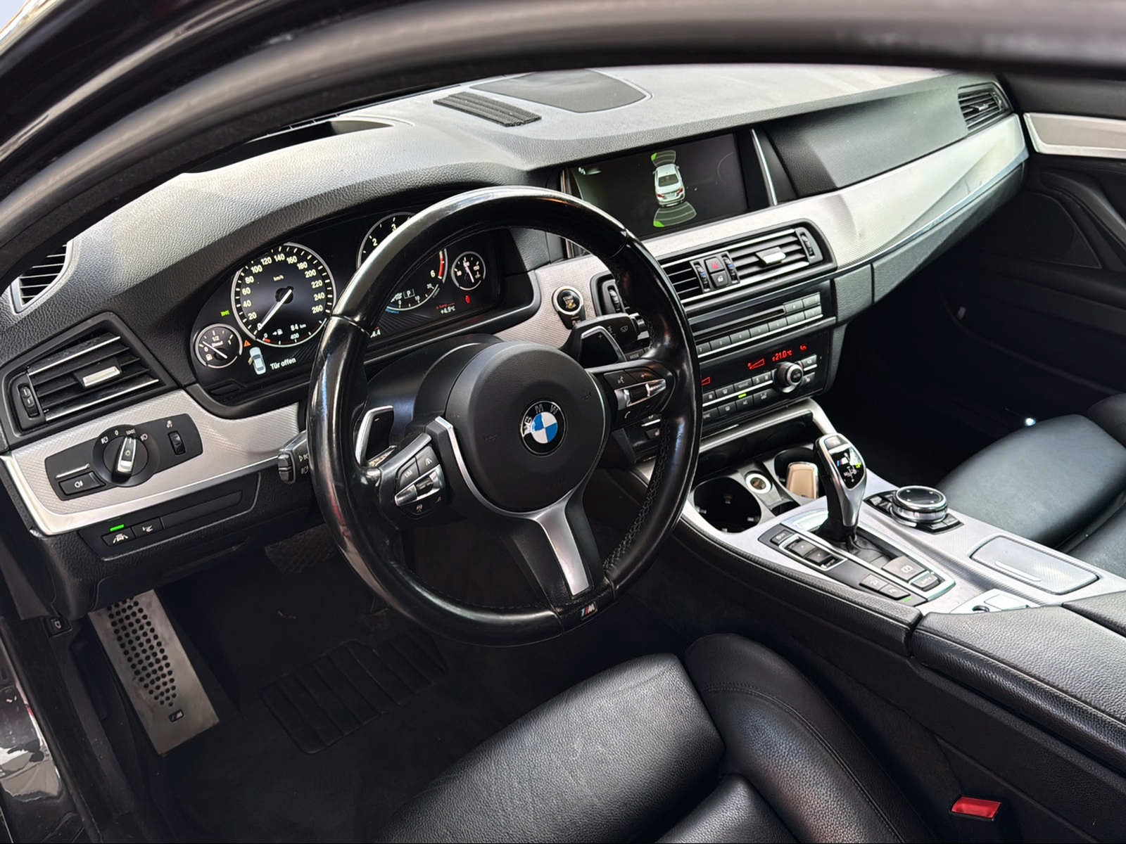 BMW M550d xDrive Steptronic-image-9