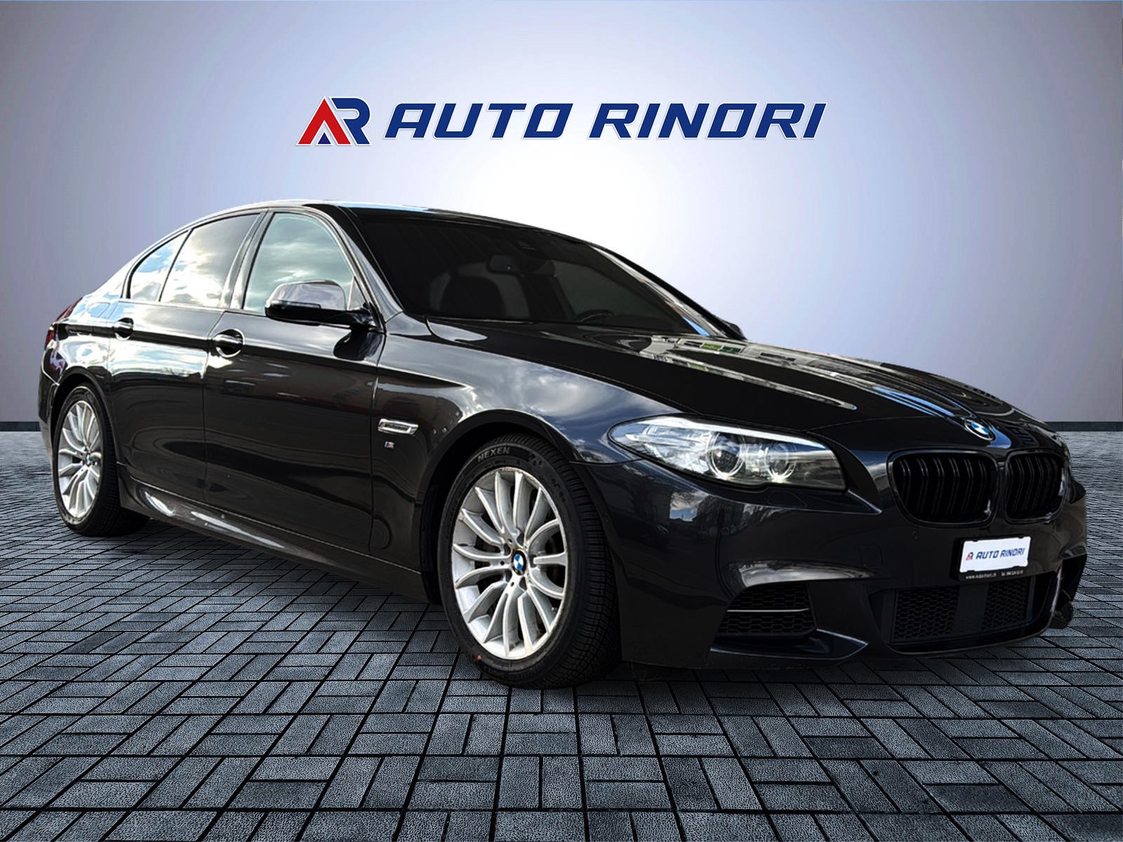 BMW M550d xDrive Steptronic-showroom-element-1