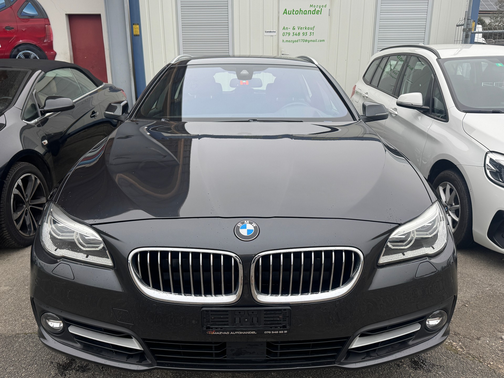 BMW 525d Touring xDrive Luxury Line Steptronic-image-1