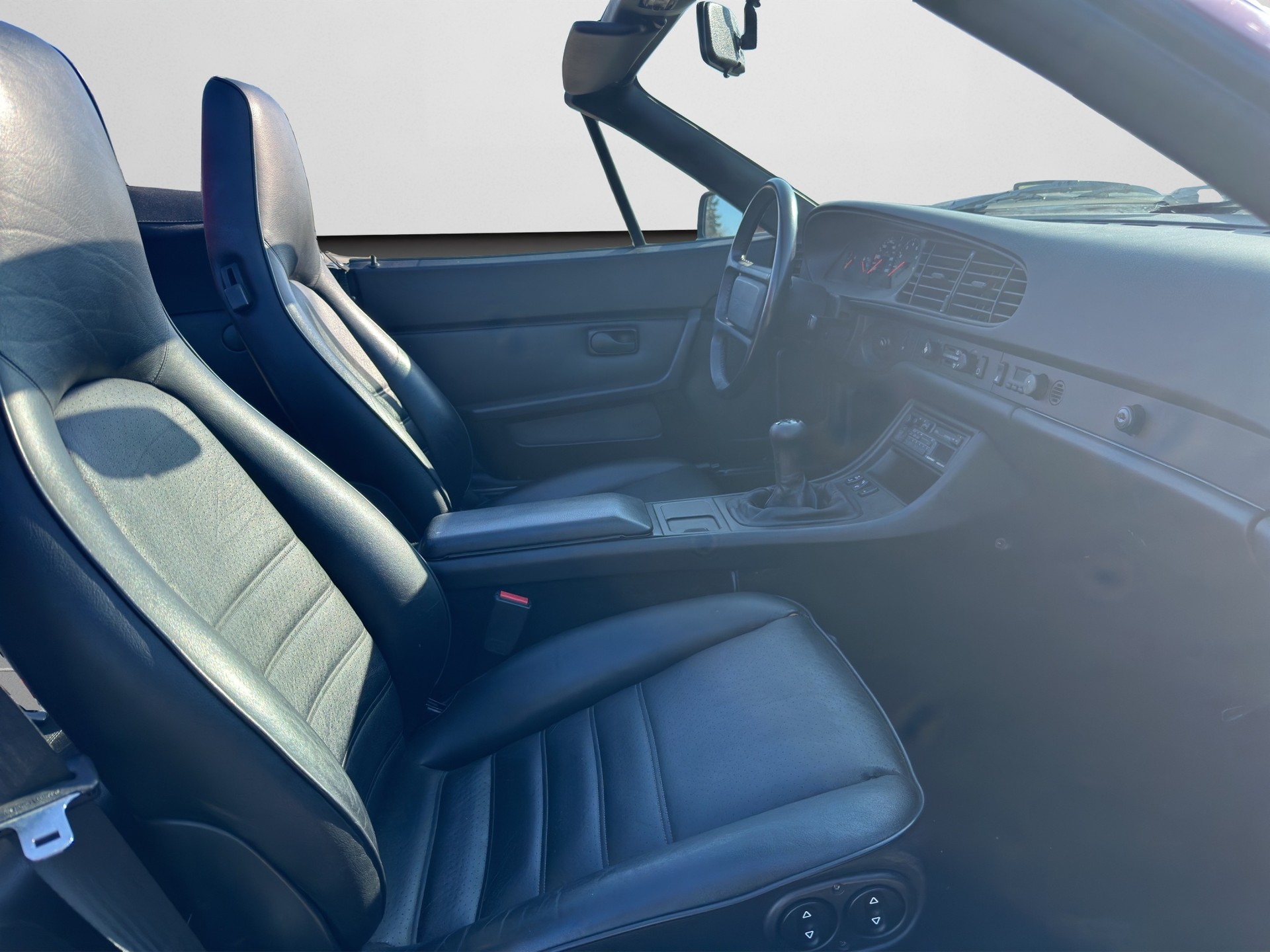PORSCHE 944 S2 Cabriolet-image-13