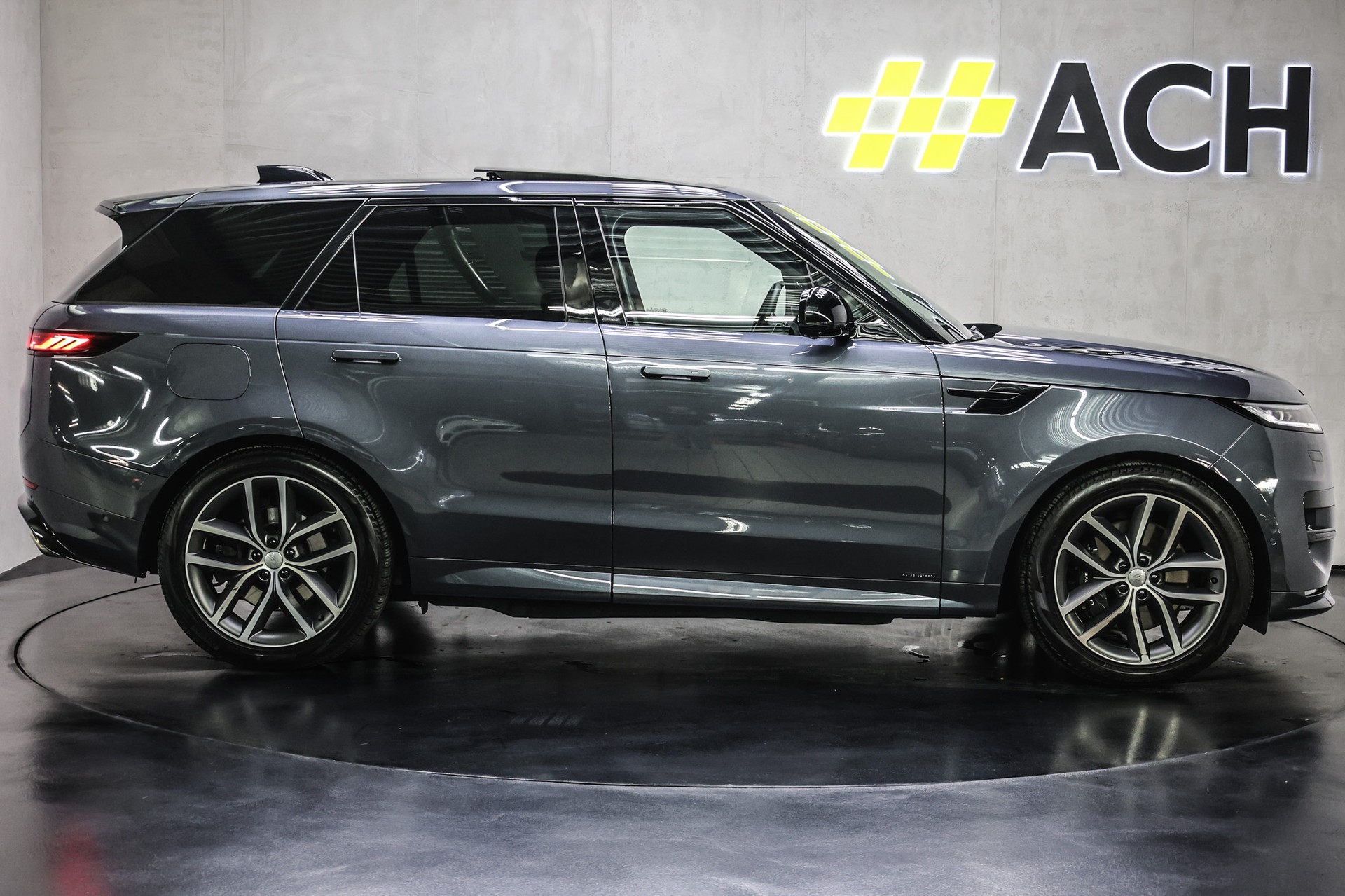 LAND ROVER Range Rover Sport 3.0 I6 P550e Autobiography-image-10