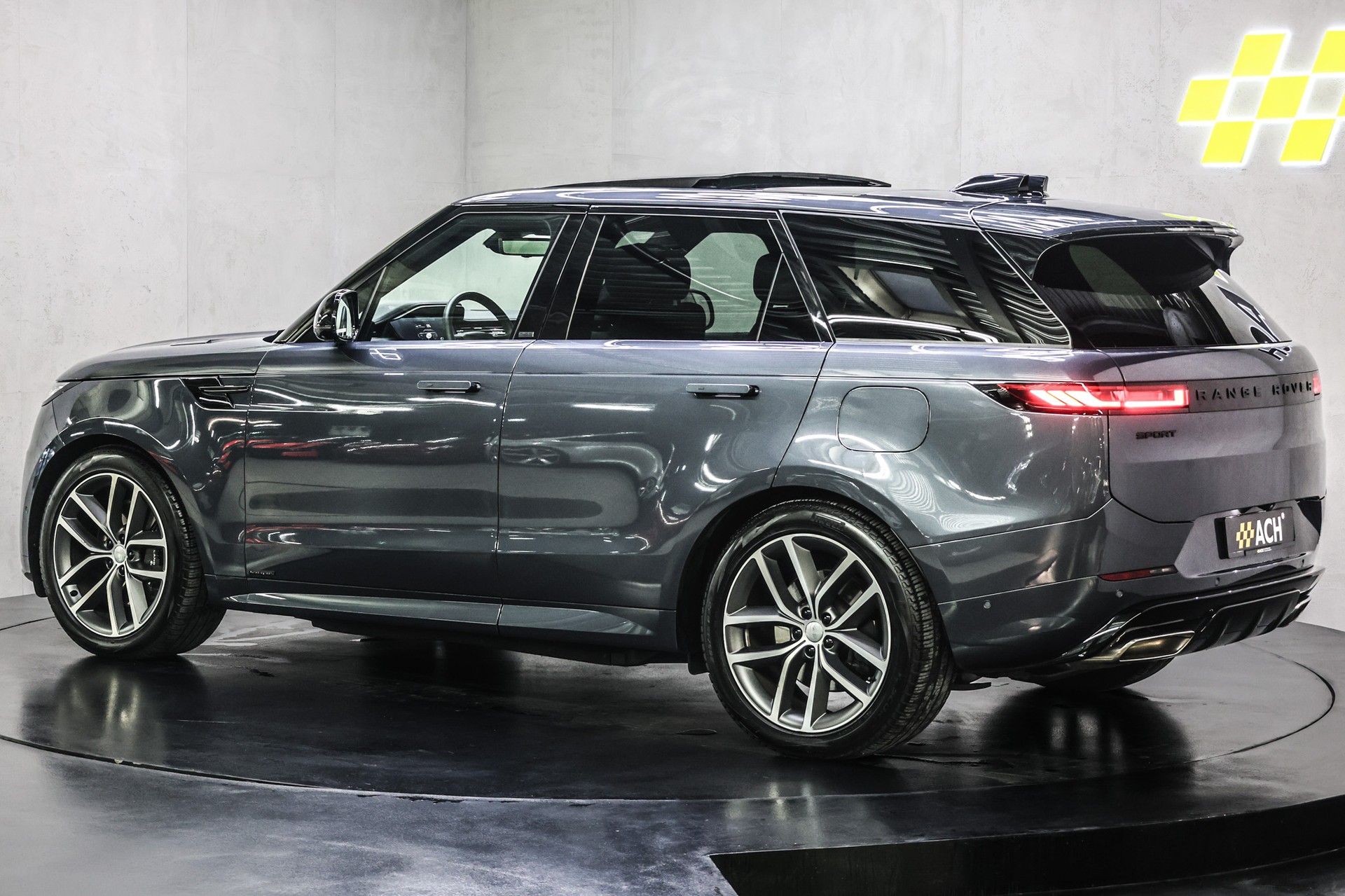 LAND ROVER Range Rover Sport 3.0 I6 P550e Autobiography-image-6