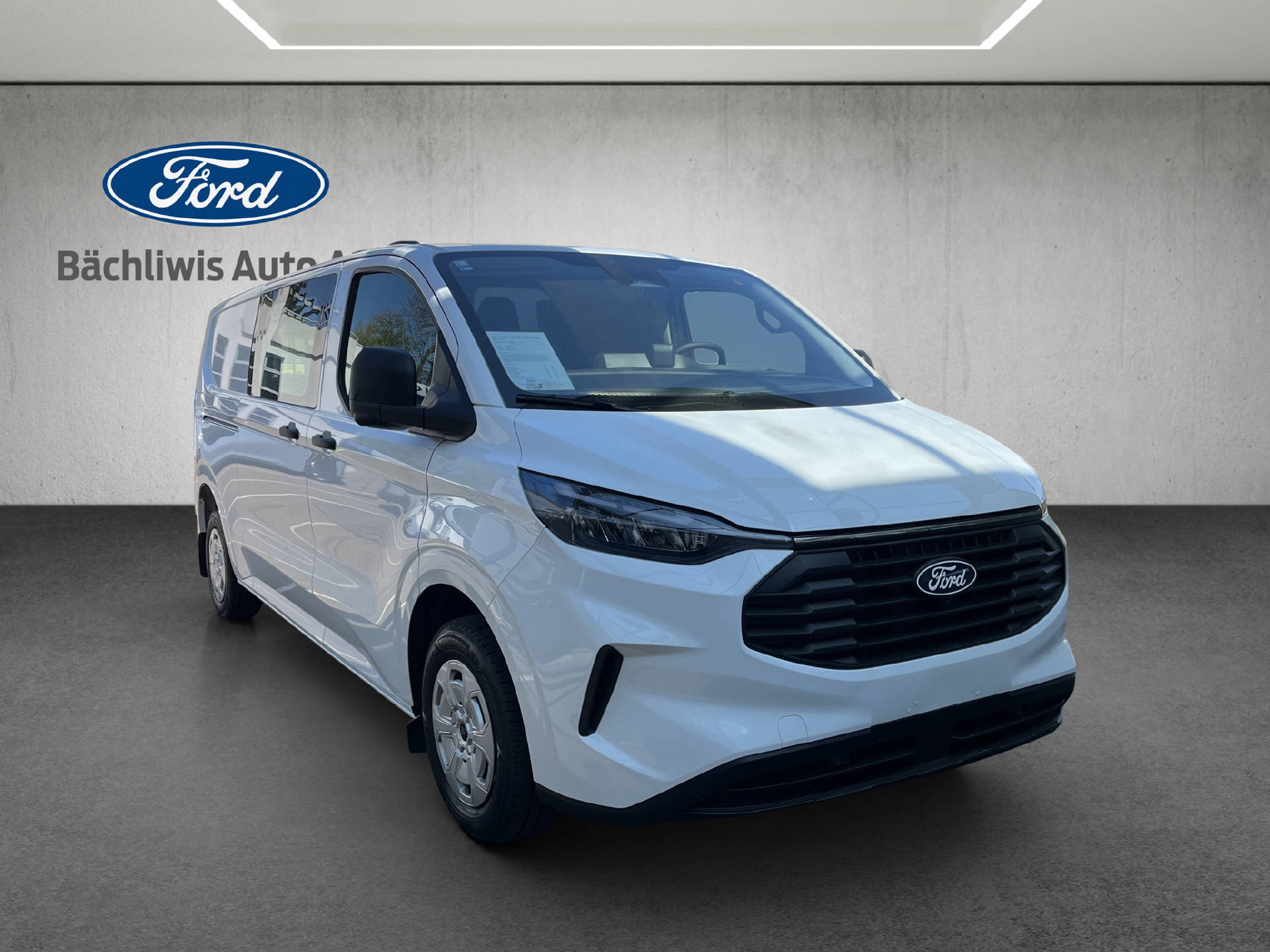 FORD Transit Custom Van 320 L2 2.0 EcoBlue 136 Trend-image-6