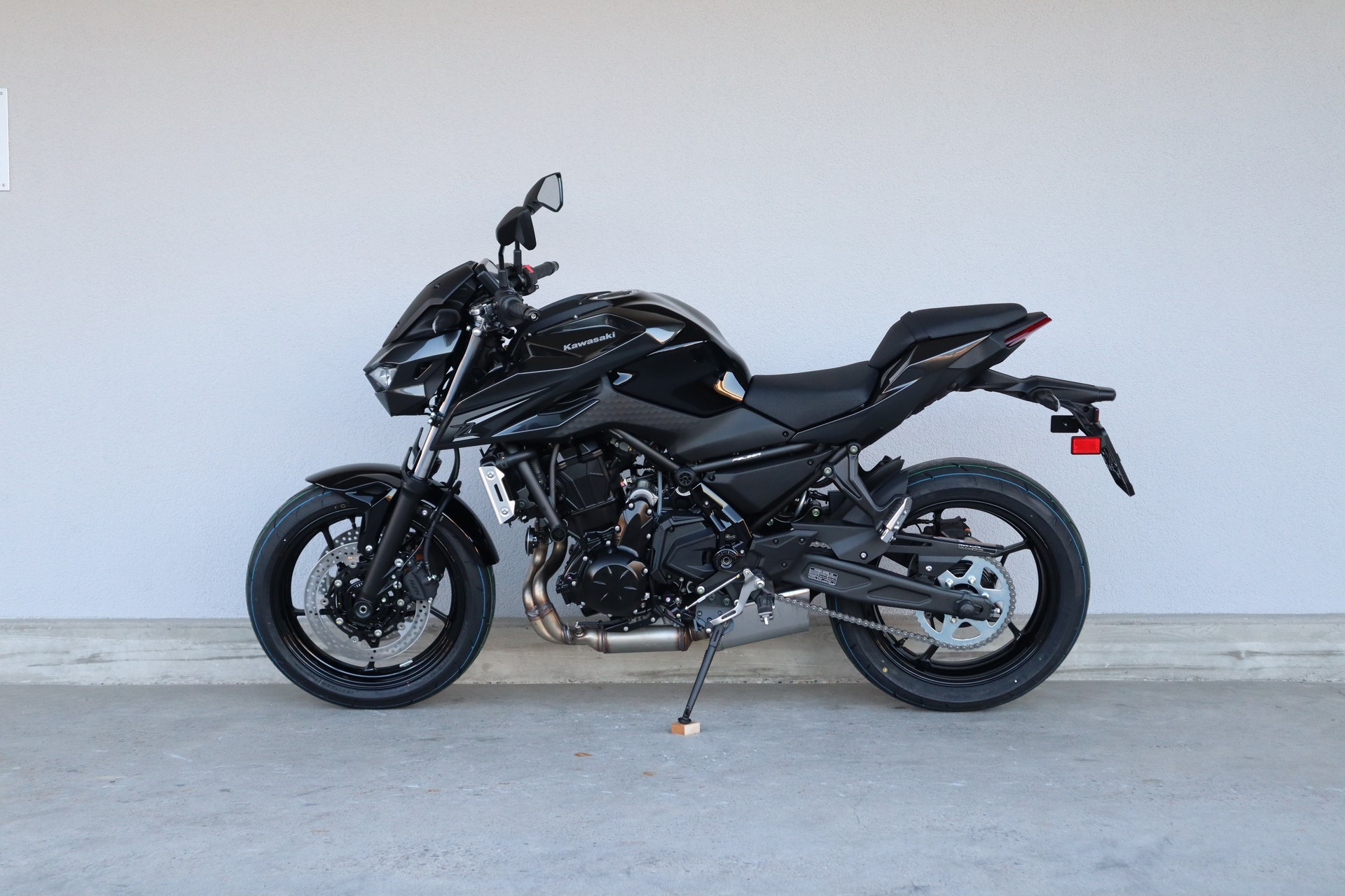 KAWASAKI Z 650 S-image-3