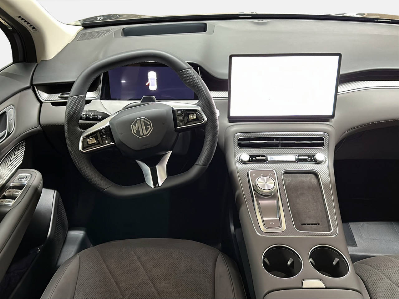 MG S6 EV 77 kWh Luxury 4WD-image-9