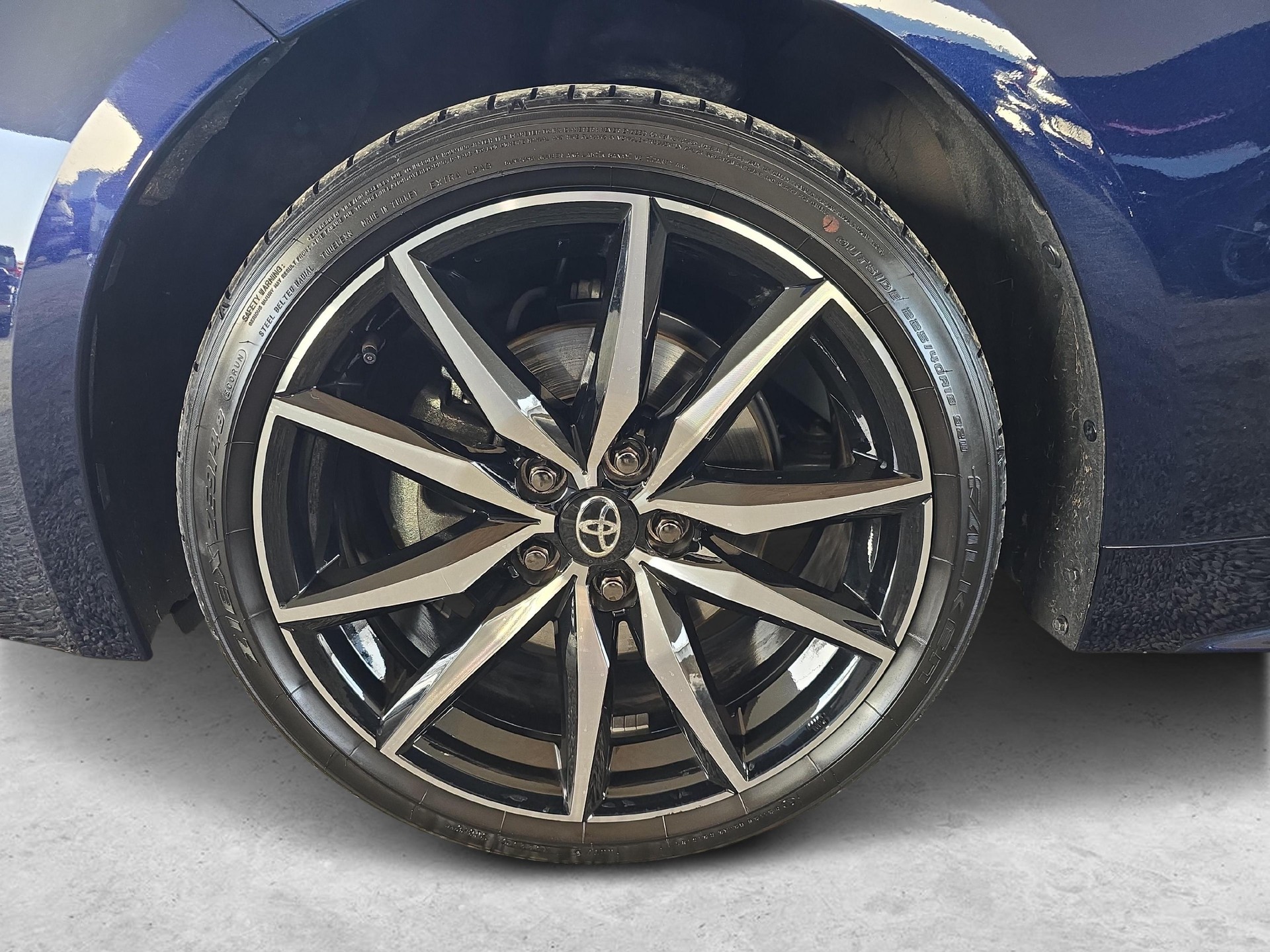 TOYOTA Corolla Touring Sports 2.0 HSD GR Sport / ab 3,99% Leasing bei Abschluss einer Protect Autoversicherung-image-18