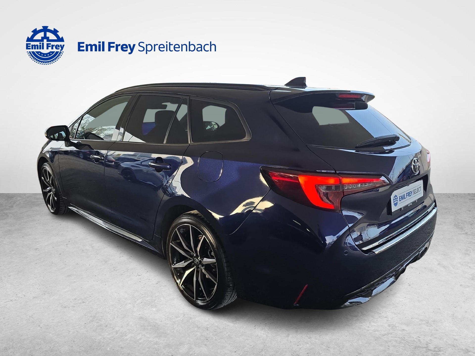 TOYOTA Corolla Touring Sports 2.0 HSD GR Sport / ab 3,99% Leasing bei Abschluss einer Protect Autoversicherung-showroom-element-2