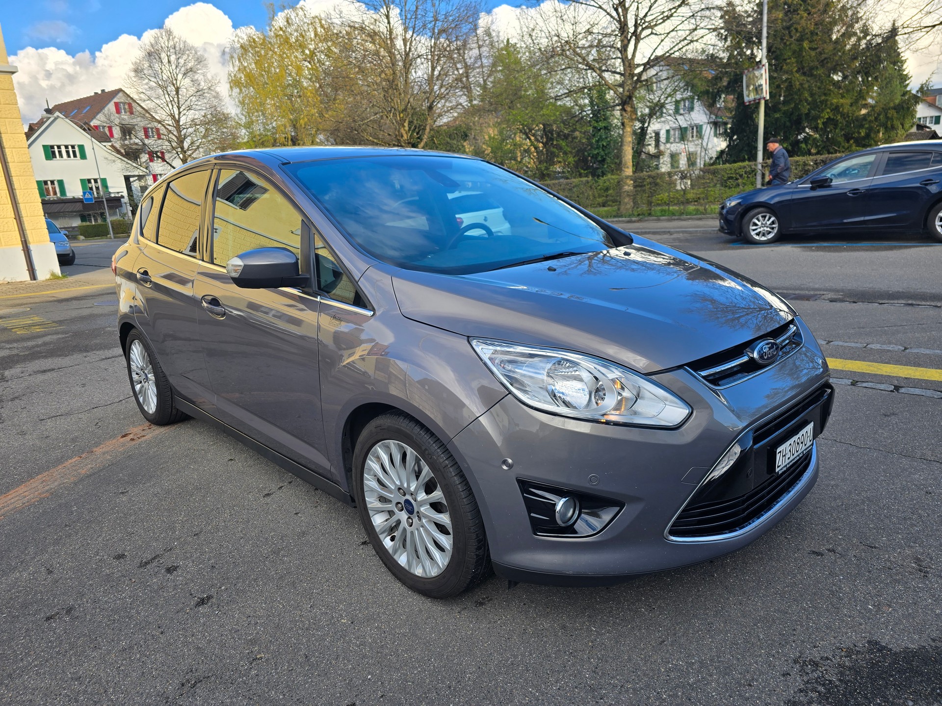 FORD C-Max 2.0 TDCi Titanium PowerShift-image-1