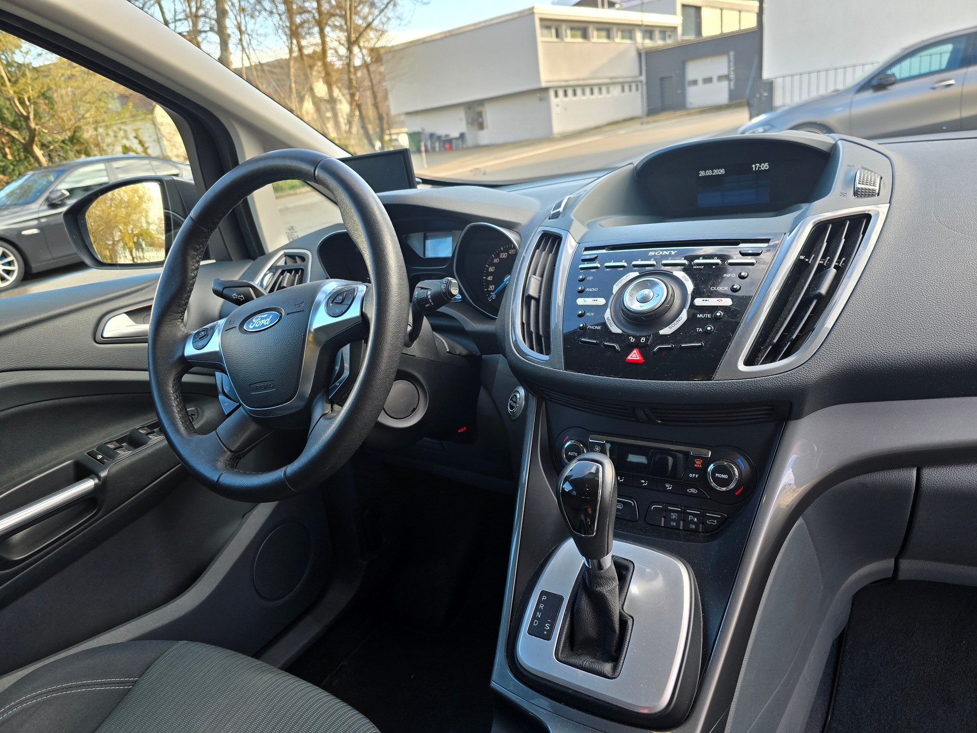 FORD C-Max 2.0 TDCi Titanium PowerShift-image-4