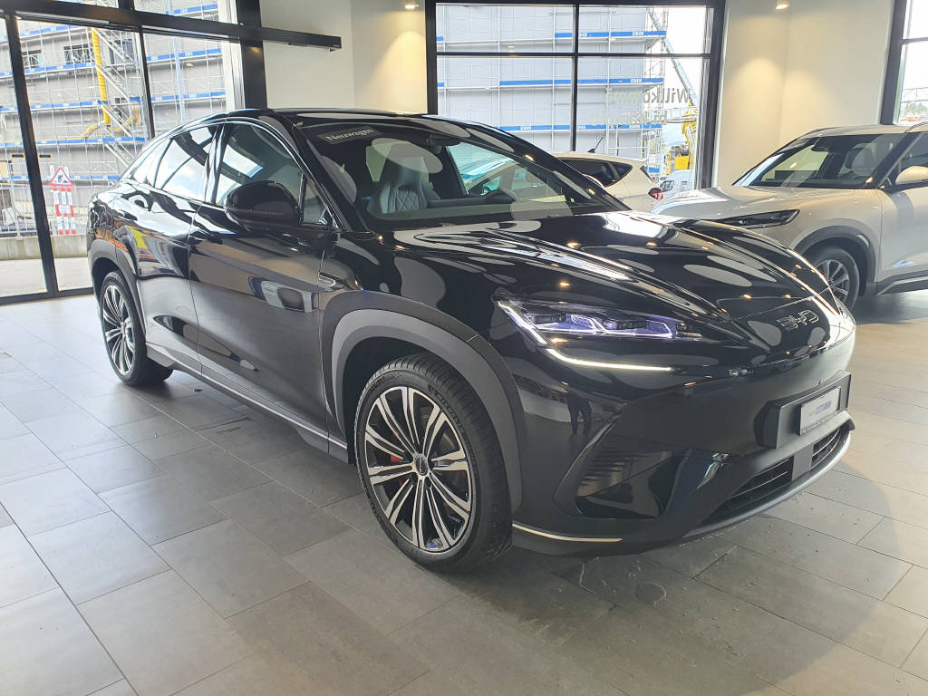 BYD Sealion 7 Excellence AWD-showroom-element-2