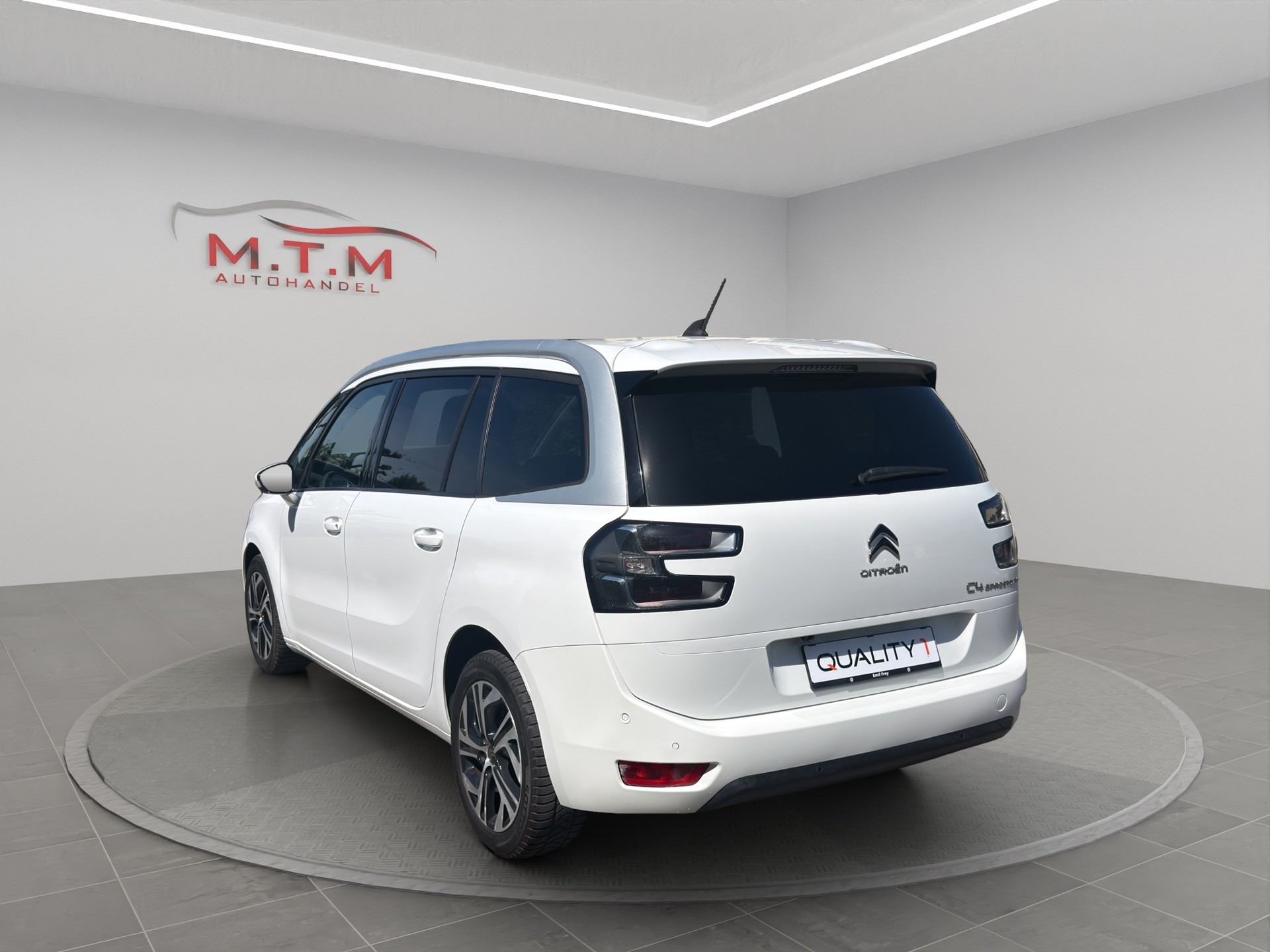 CITROEN Grand C4 Spacetourer 1.5 BlueHDi Shine EAT8-image-6