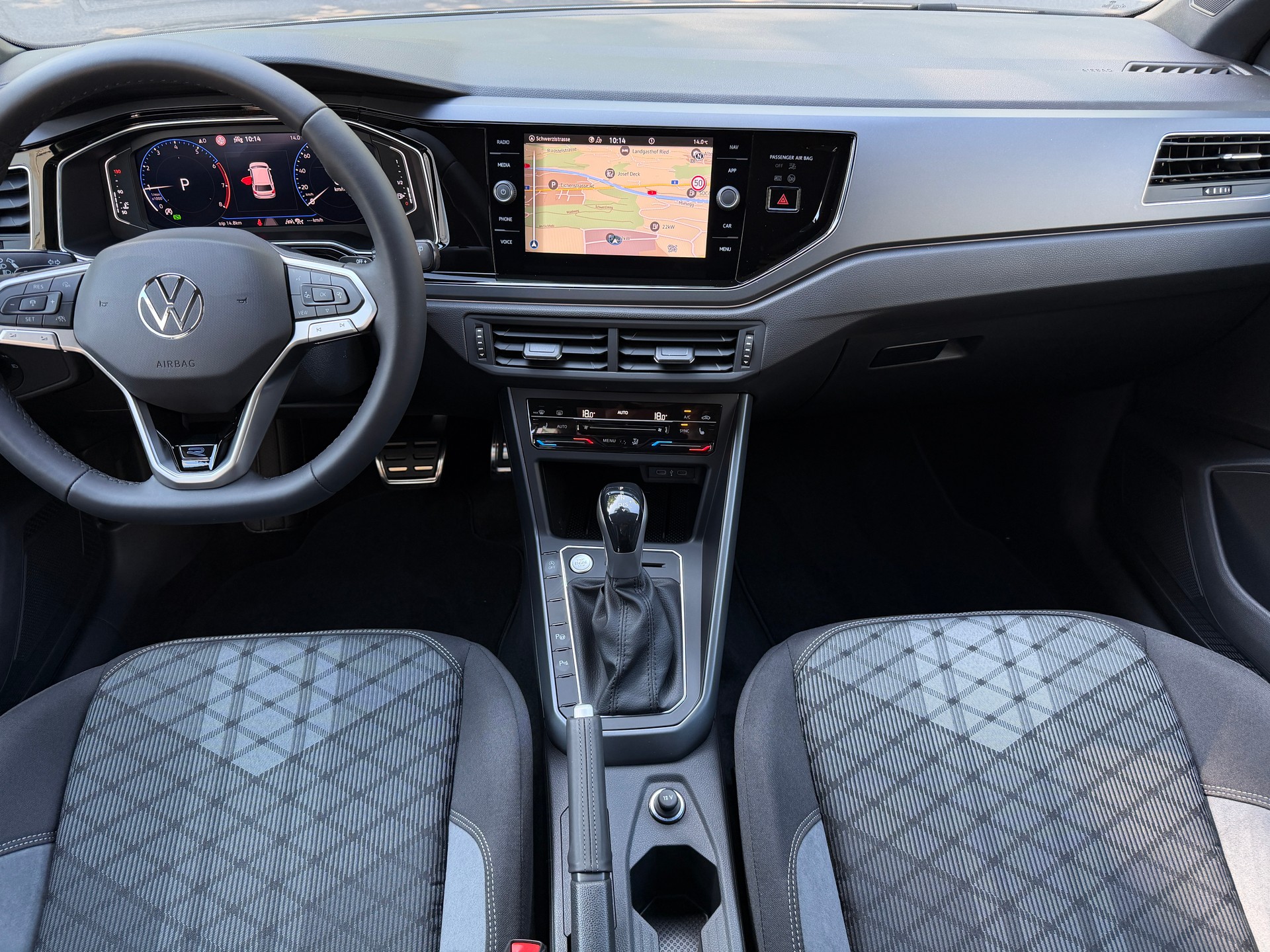 VW Polo 1.0 TSI R-Line DSG-image-8