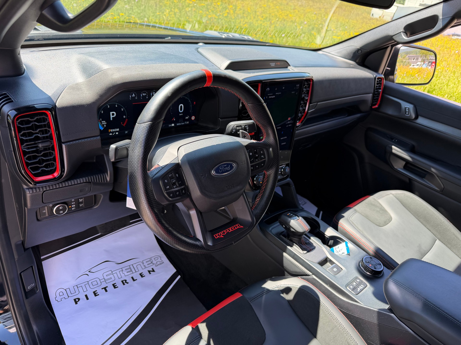 FORD "RANGER RAPTOR" 3.0 Eco Boost 4x4 AUTOMAT. CH WAGEN. VOLL OPTIONEN. MIT AHK. NEUWERTIG !! AUS 1 HAND.-image-35