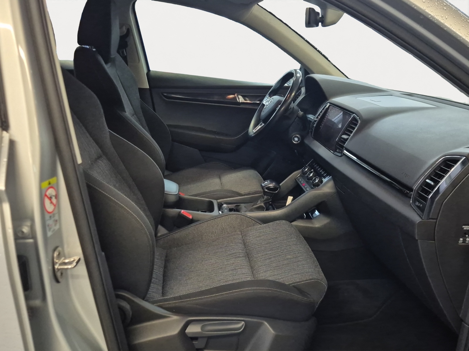 SKODA Karoq 2.0 TDI CR Ambition 4x4 DSG-image-12
