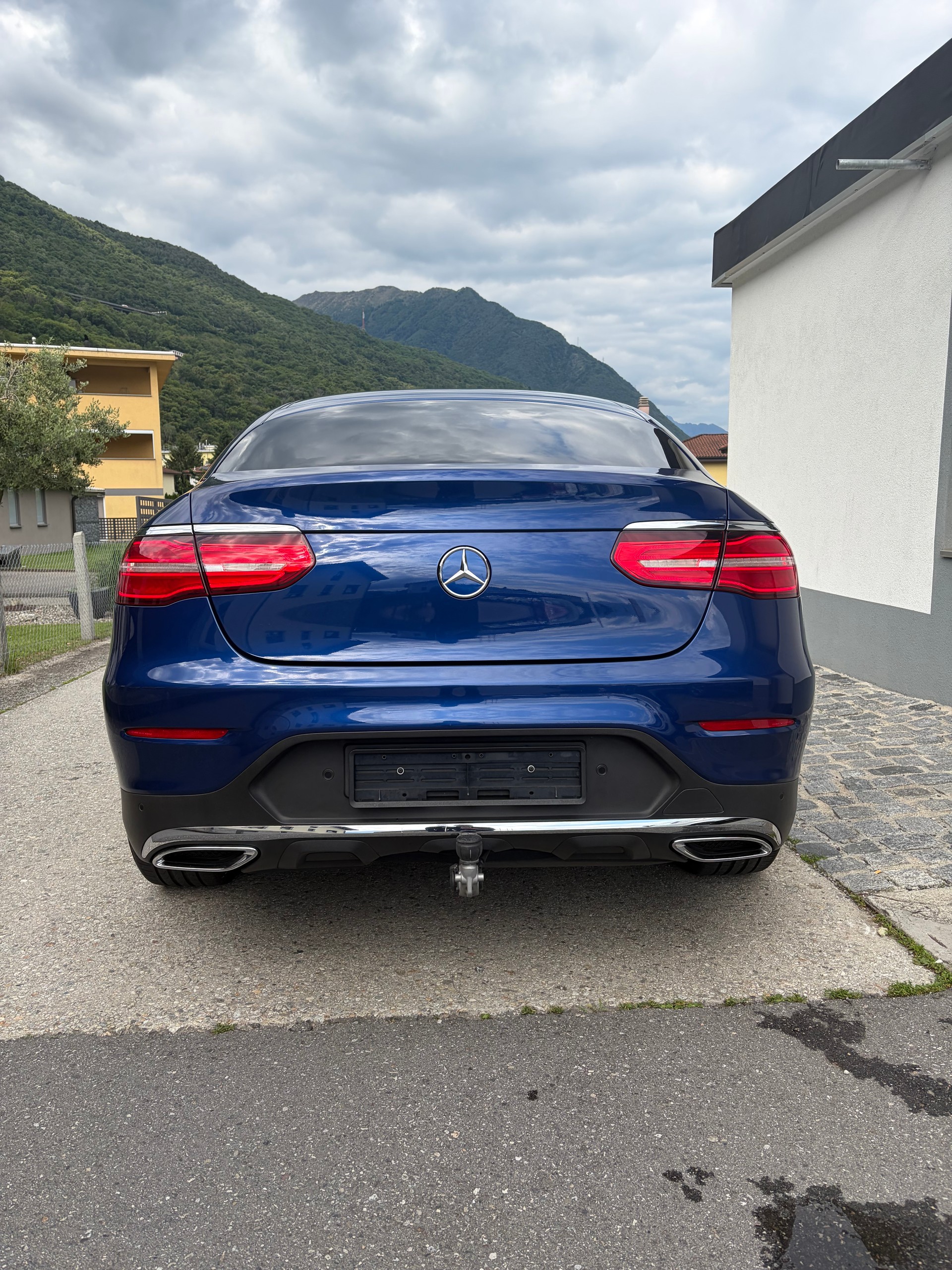 MERCEDES-BENZ GLC Coupé 250 d AMG Line 4Matic 9G-Tronic-image-5