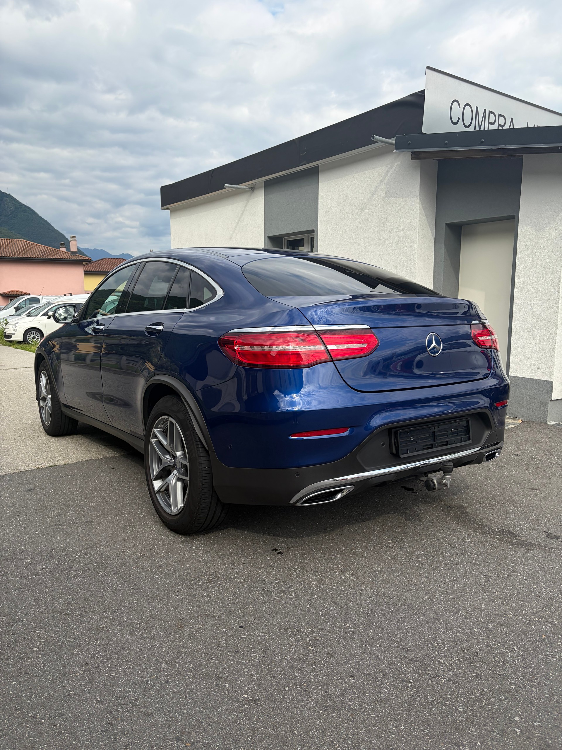MERCEDES-BENZ GLC Coupé 250 d AMG Line 4Matic 9G-Tronic-image-3