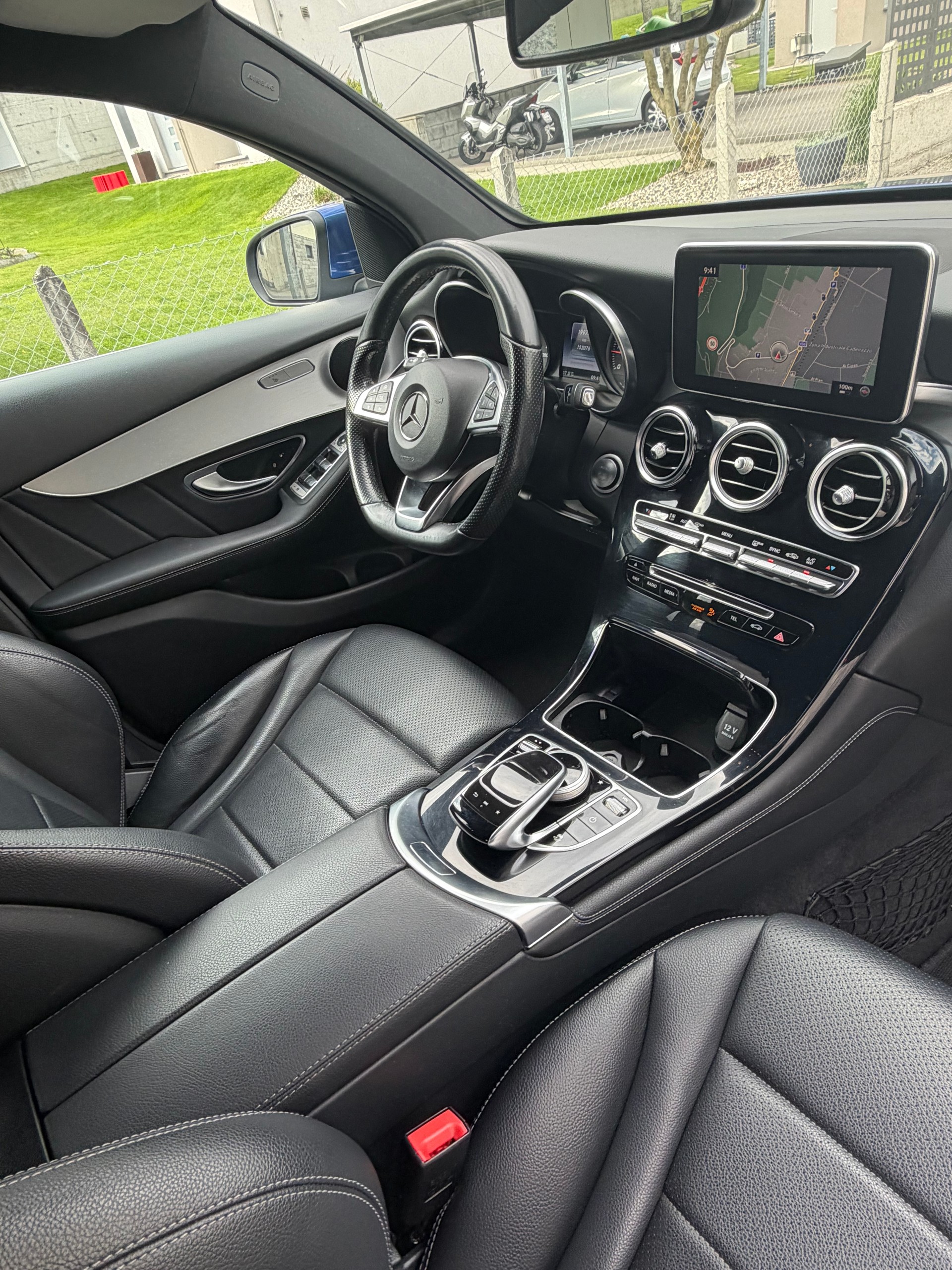 MERCEDES-BENZ GLC Coupé 250 d AMG Line 4Matic 9G-Tronic-image-8